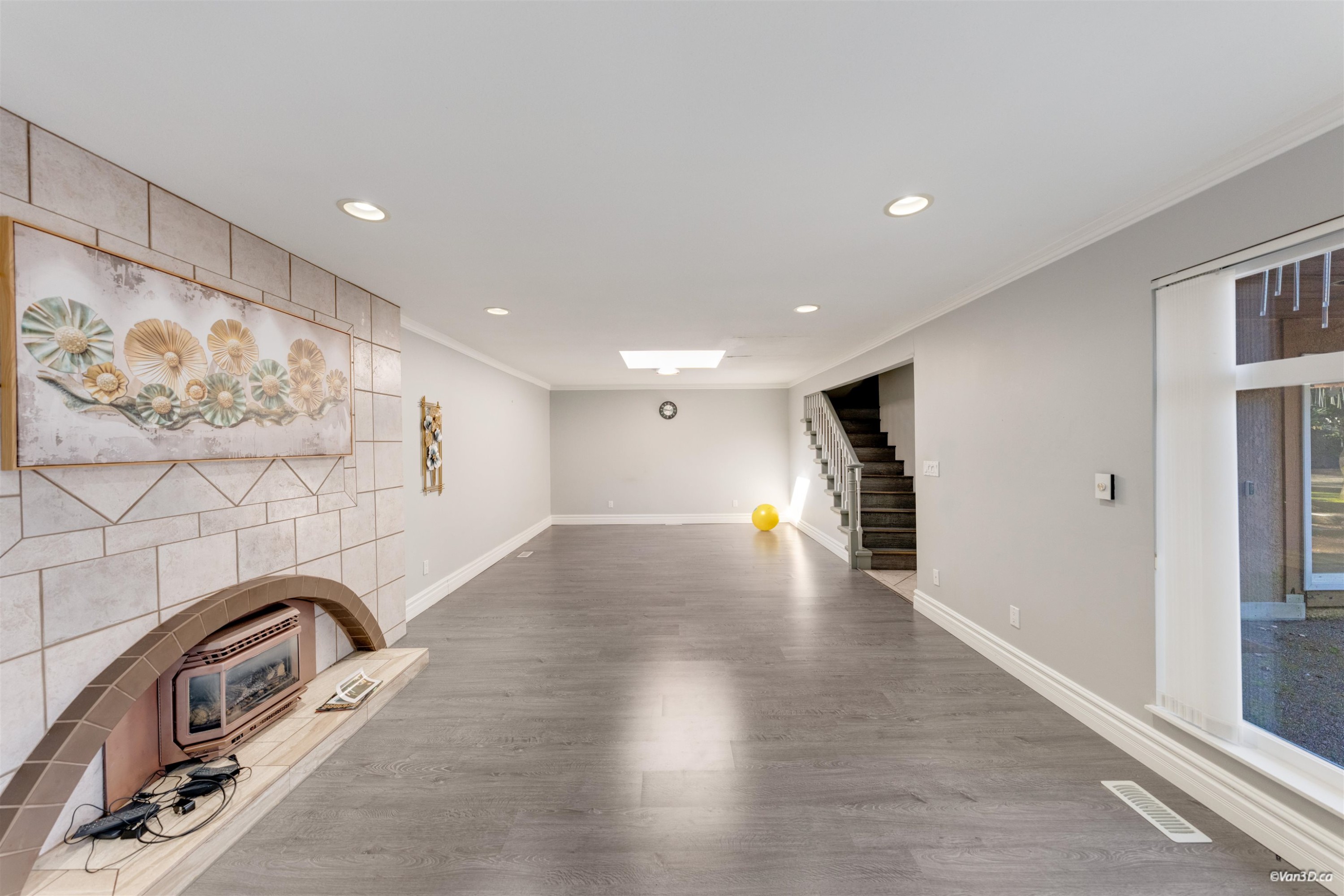 1366 Kings Avenue, West Vancouver, BC