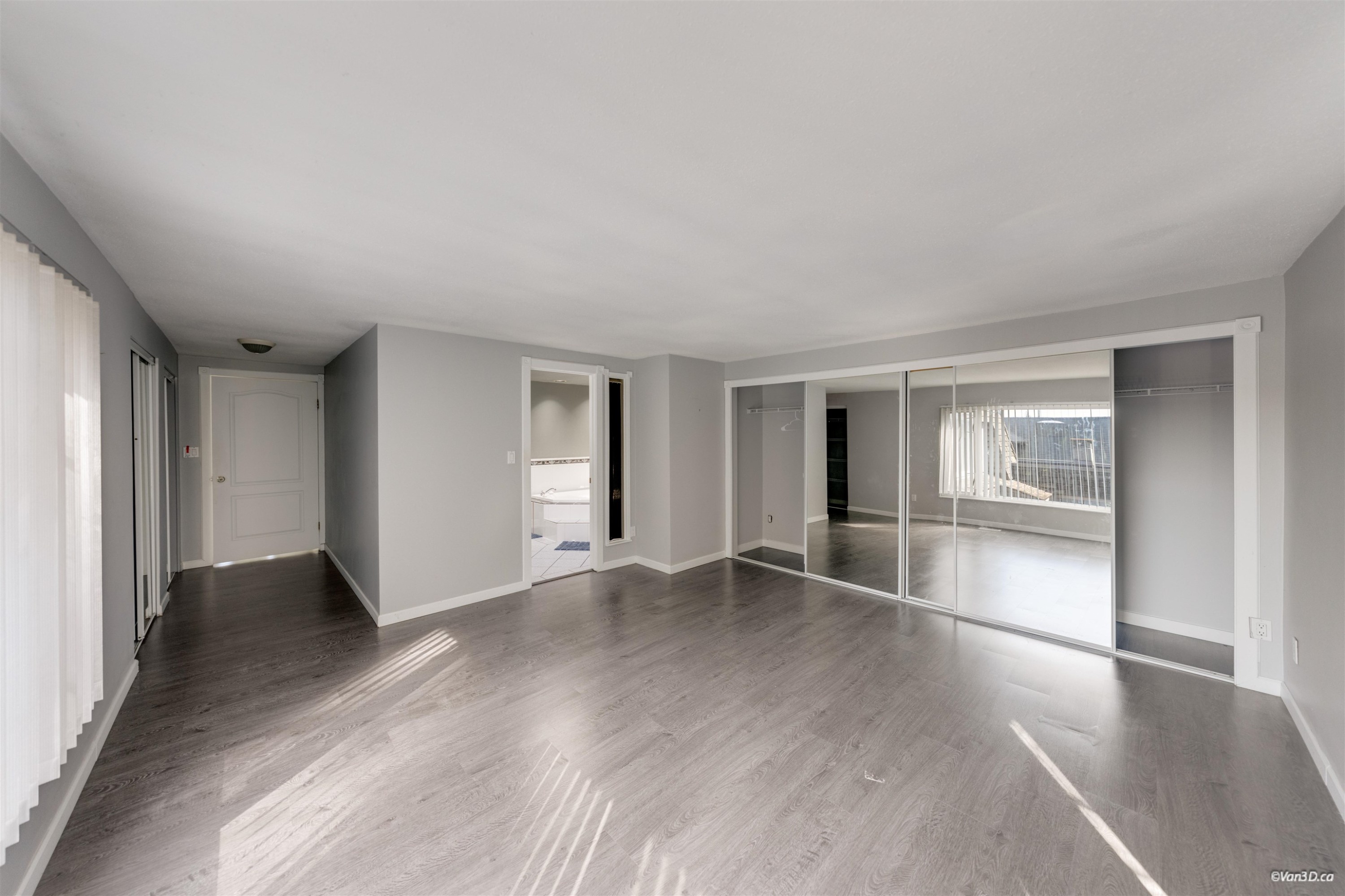 1366 Kings Avenue, West Vancouver, BC