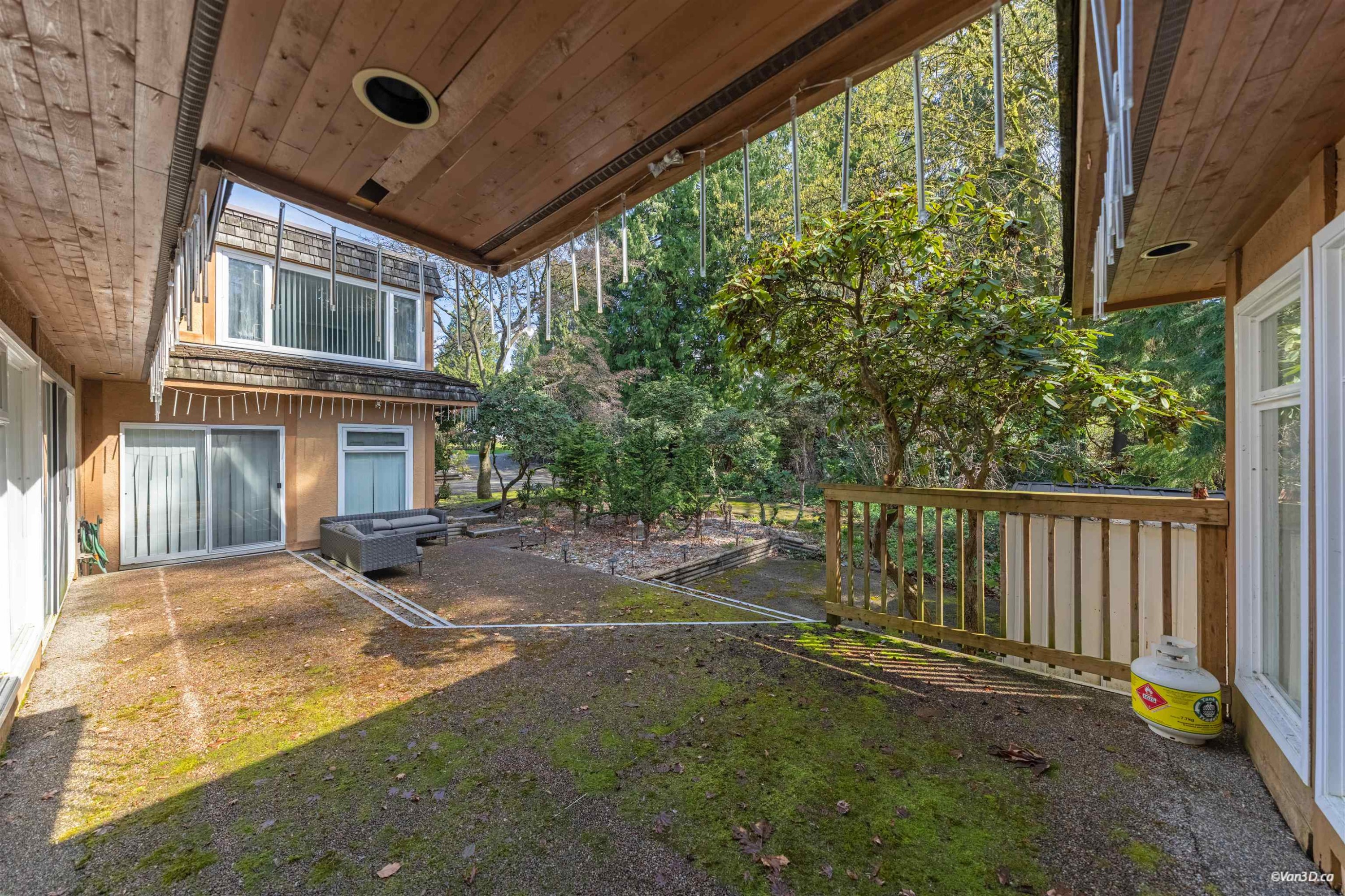 1366 Kings Avenue, West Vancouver, BC