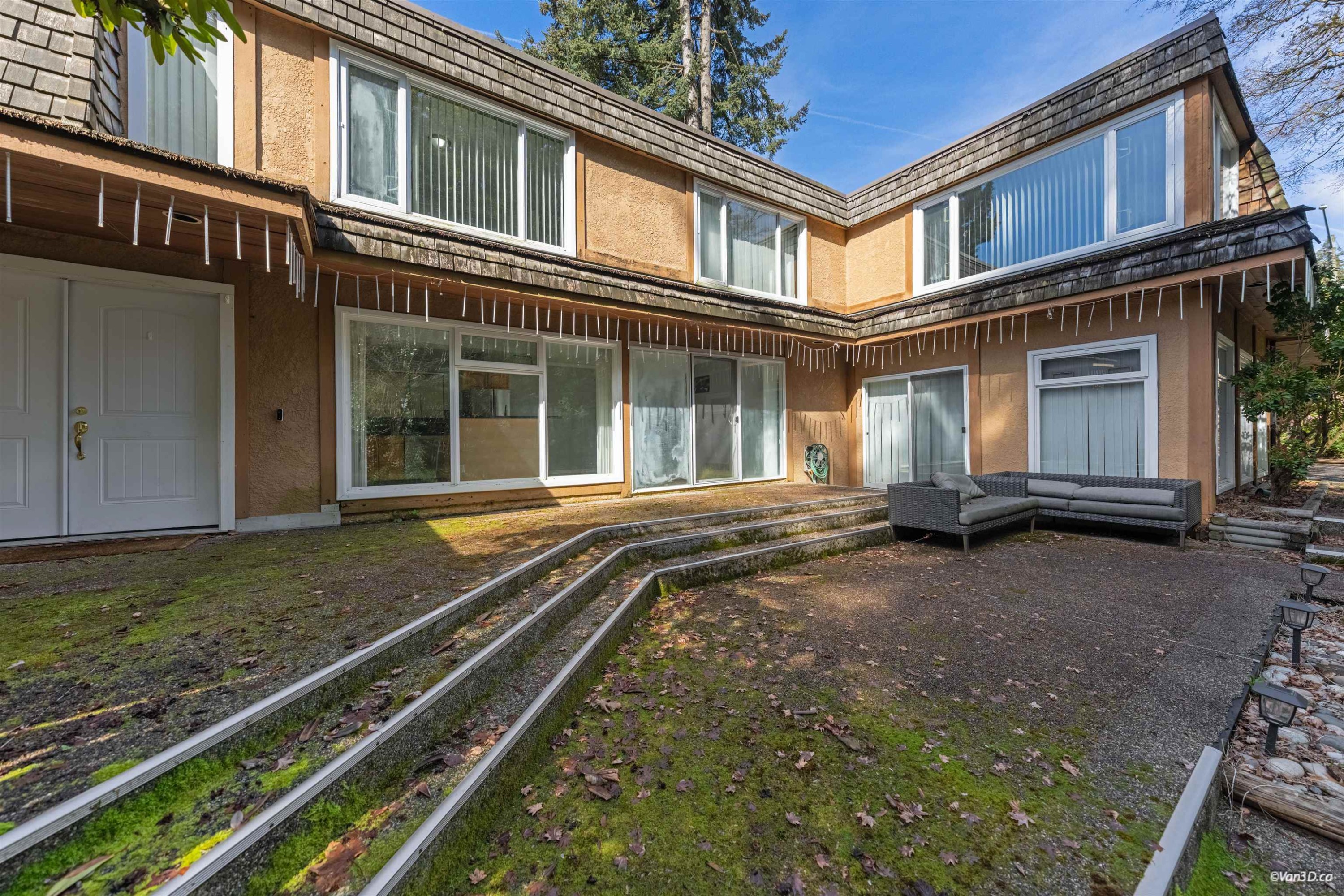 1366 Kings Avenue, West Vancouver, BC