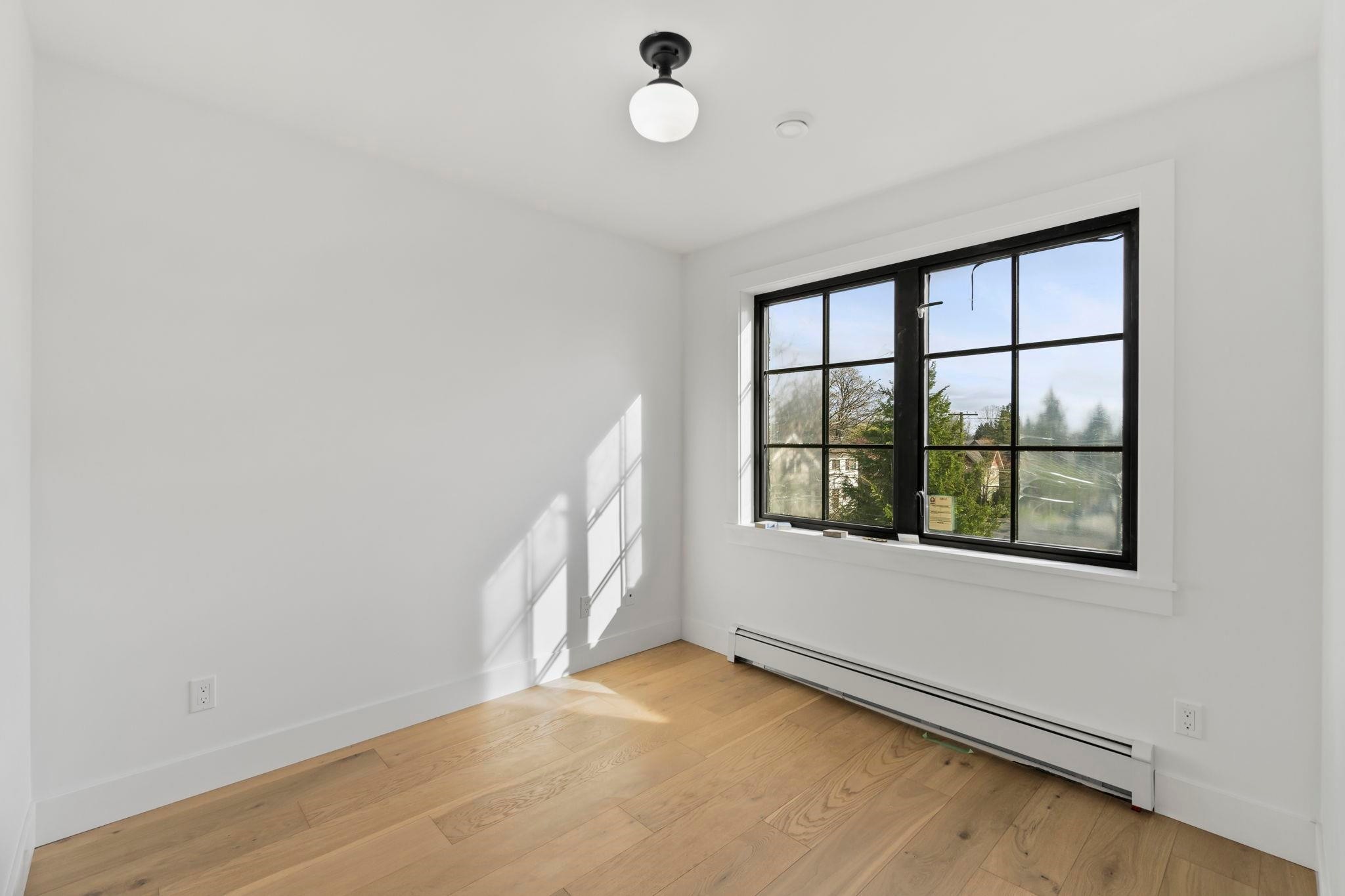 2072 Kitchener Street, Vancouver, BC