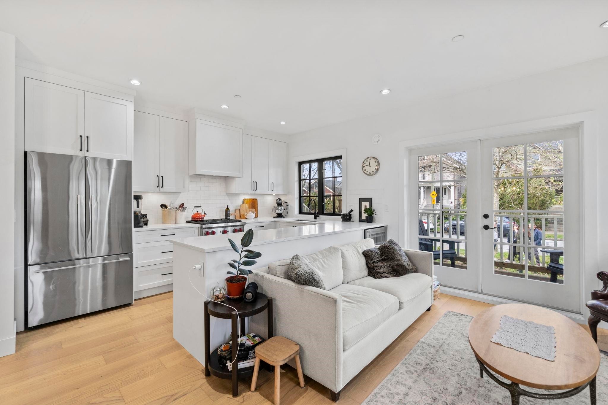 2072 Kitchener Street, Vancouver, BC