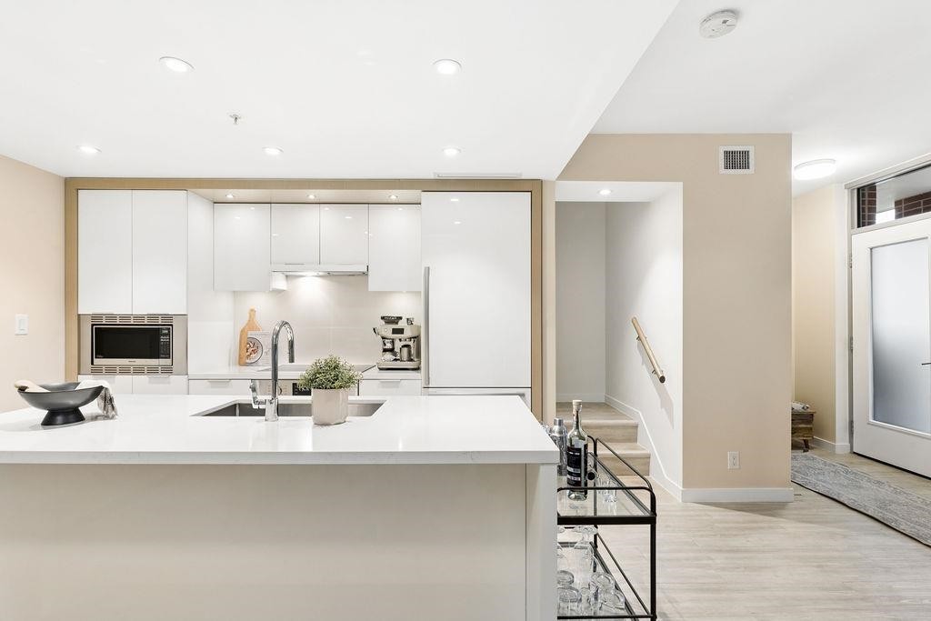 82 Switchmen Street, Vancouver, BC