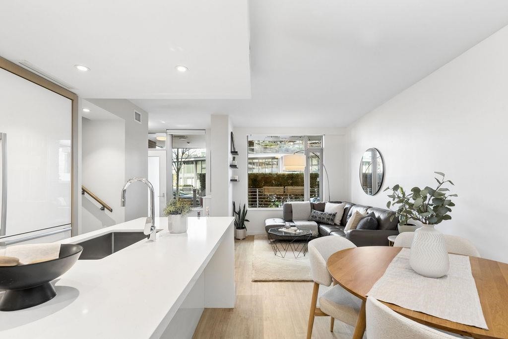 82 Switchmen Street, Vancouver, BC