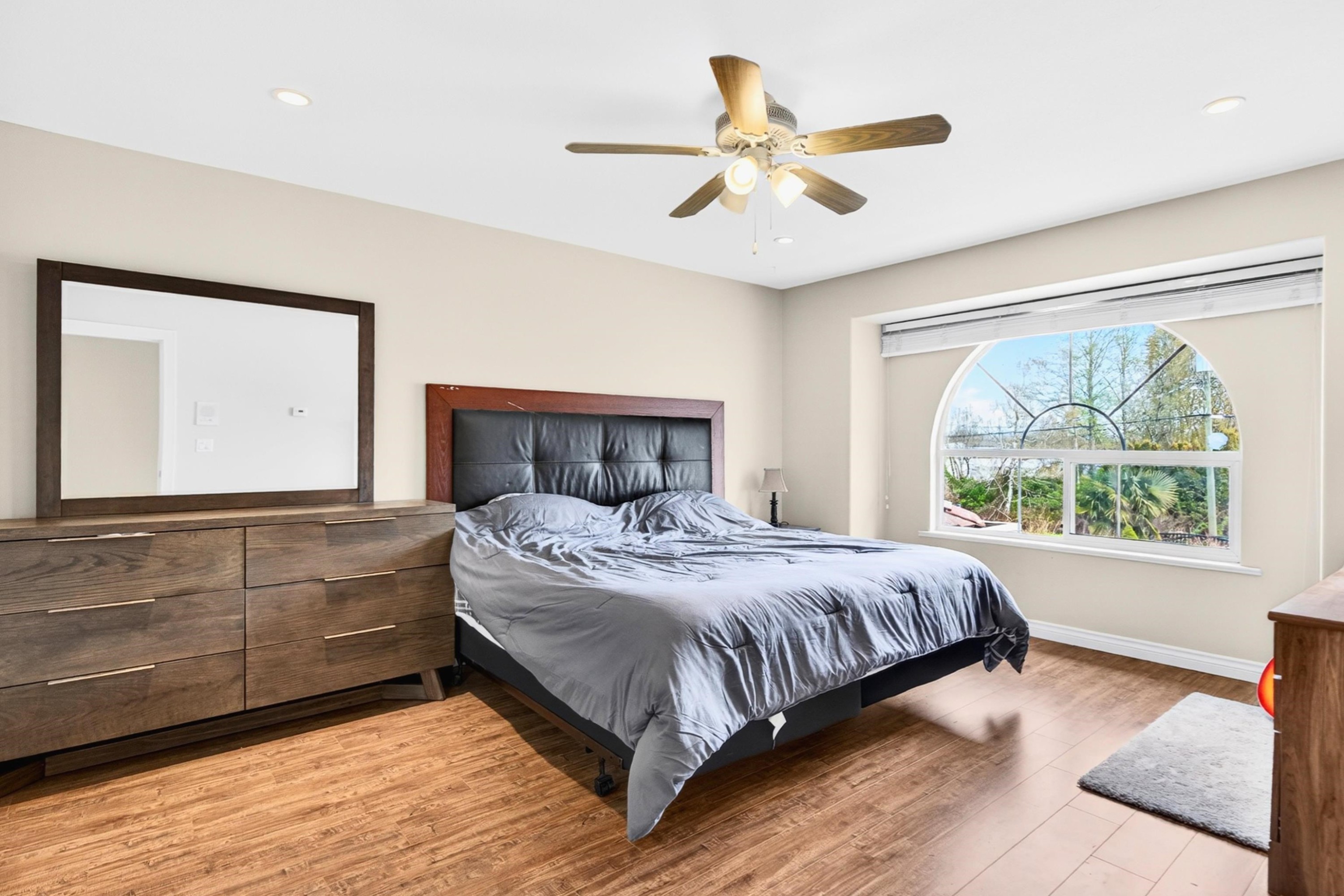 6411 No. 7 Road, Richmond, BC