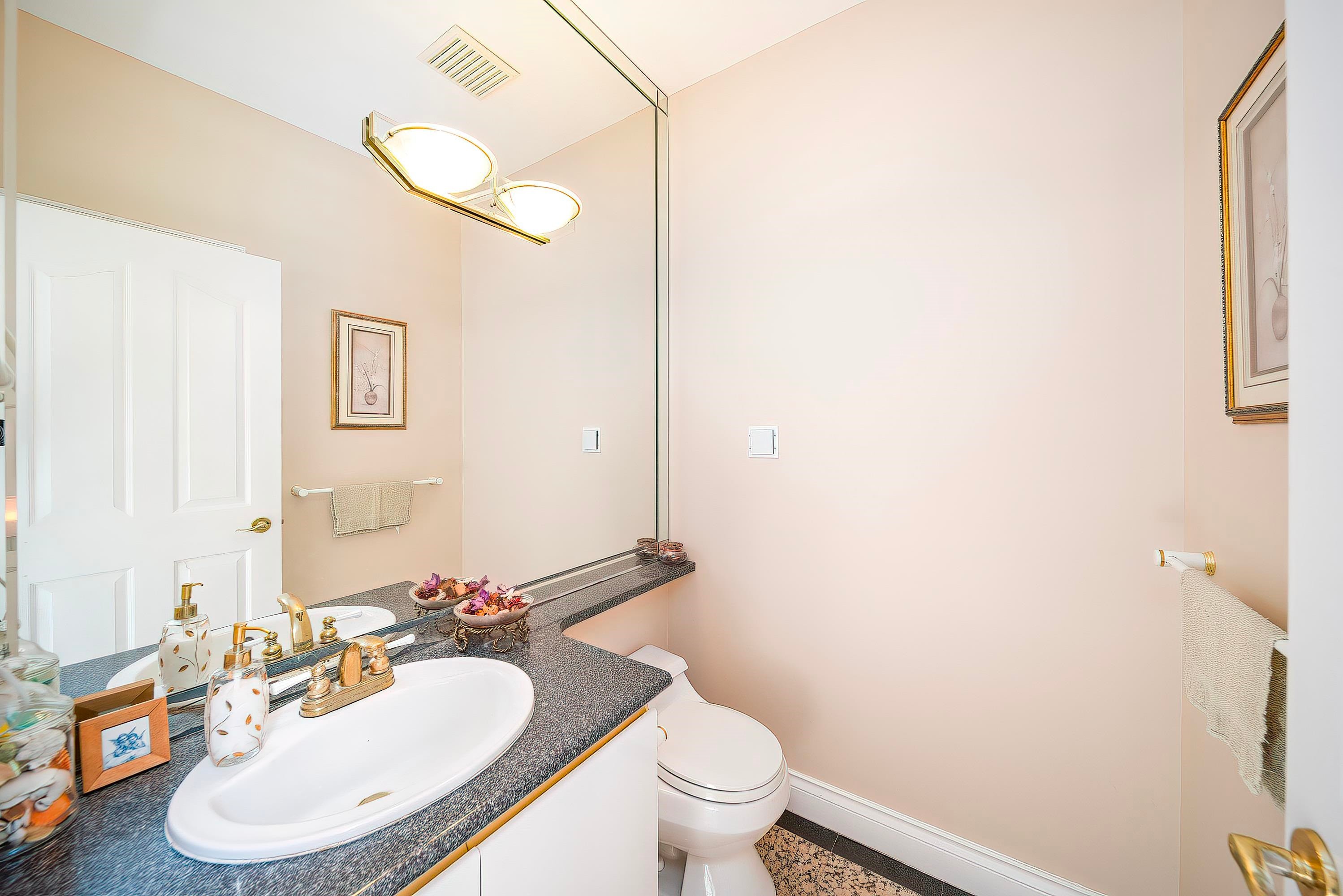 8671 Saunders Road, Richmond, BC