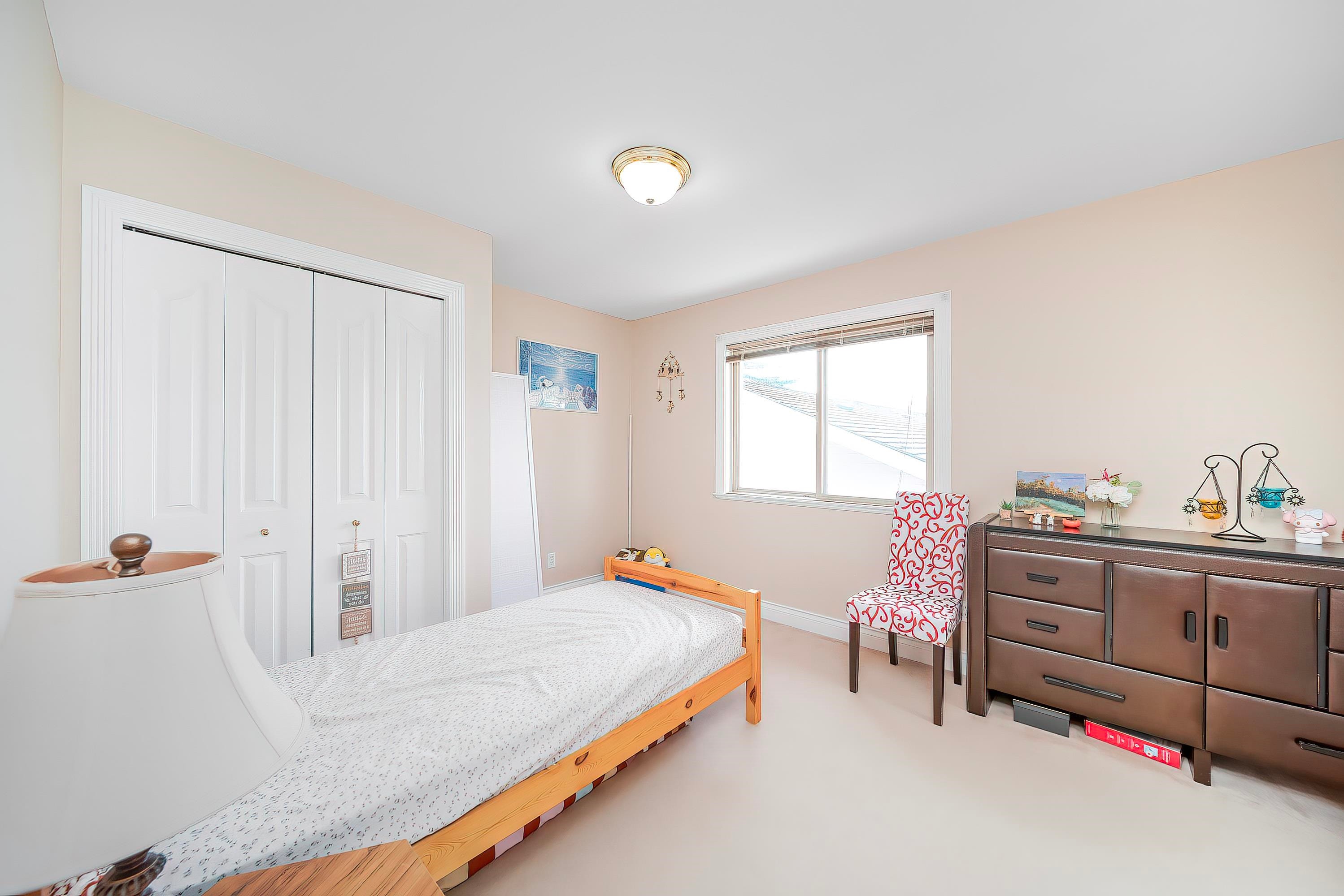 8671 Saunders Road, Richmond, BC