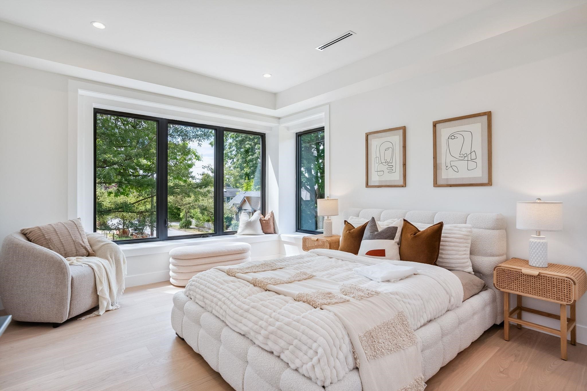 2307 3Rd Avenue E, Vancouver, BC