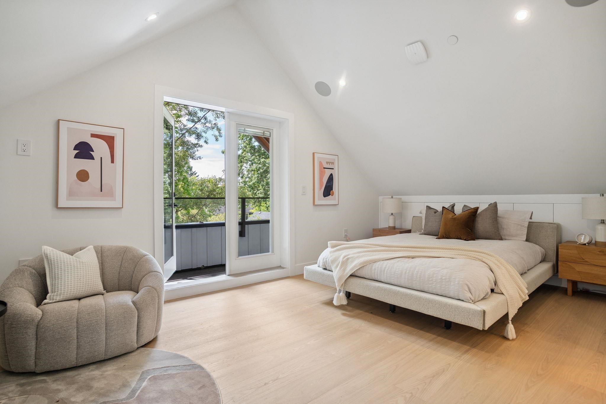 2307 3Rd Avenue E, Vancouver, BC