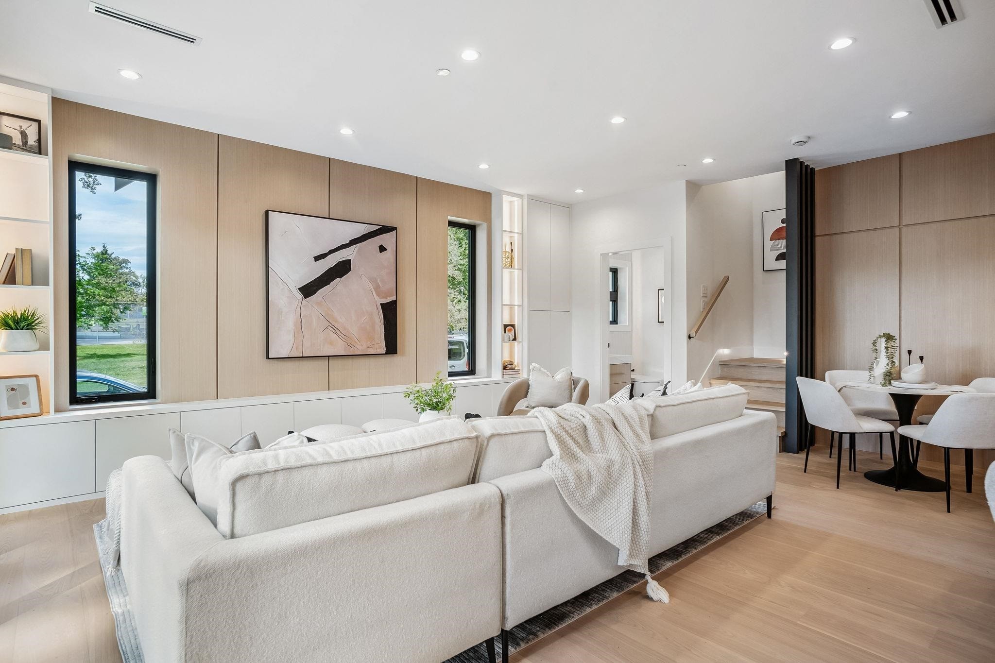 2307 3Rd Avenue E, Vancouver, BC