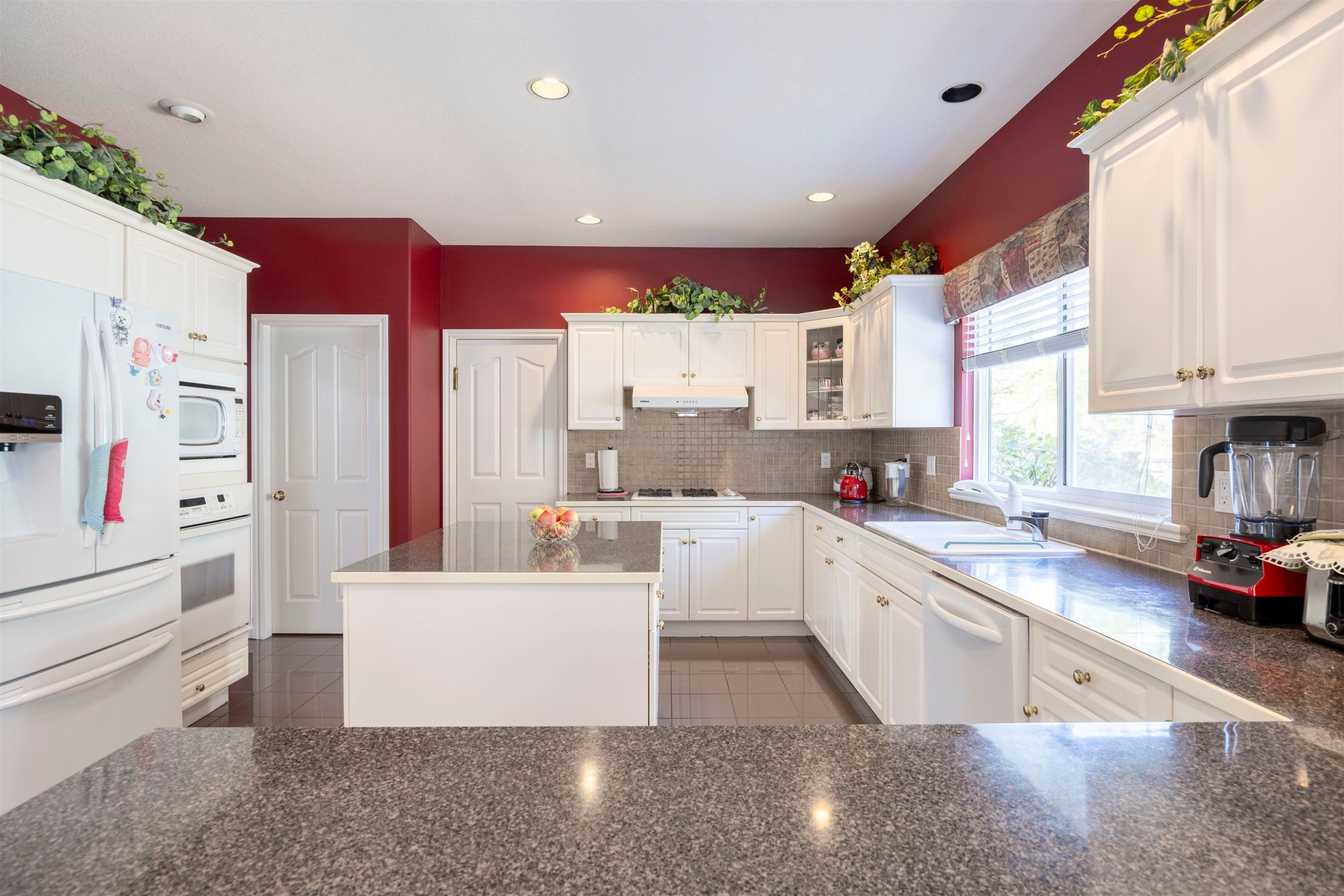 2551 Sapphire Place, Coquitlam, BC