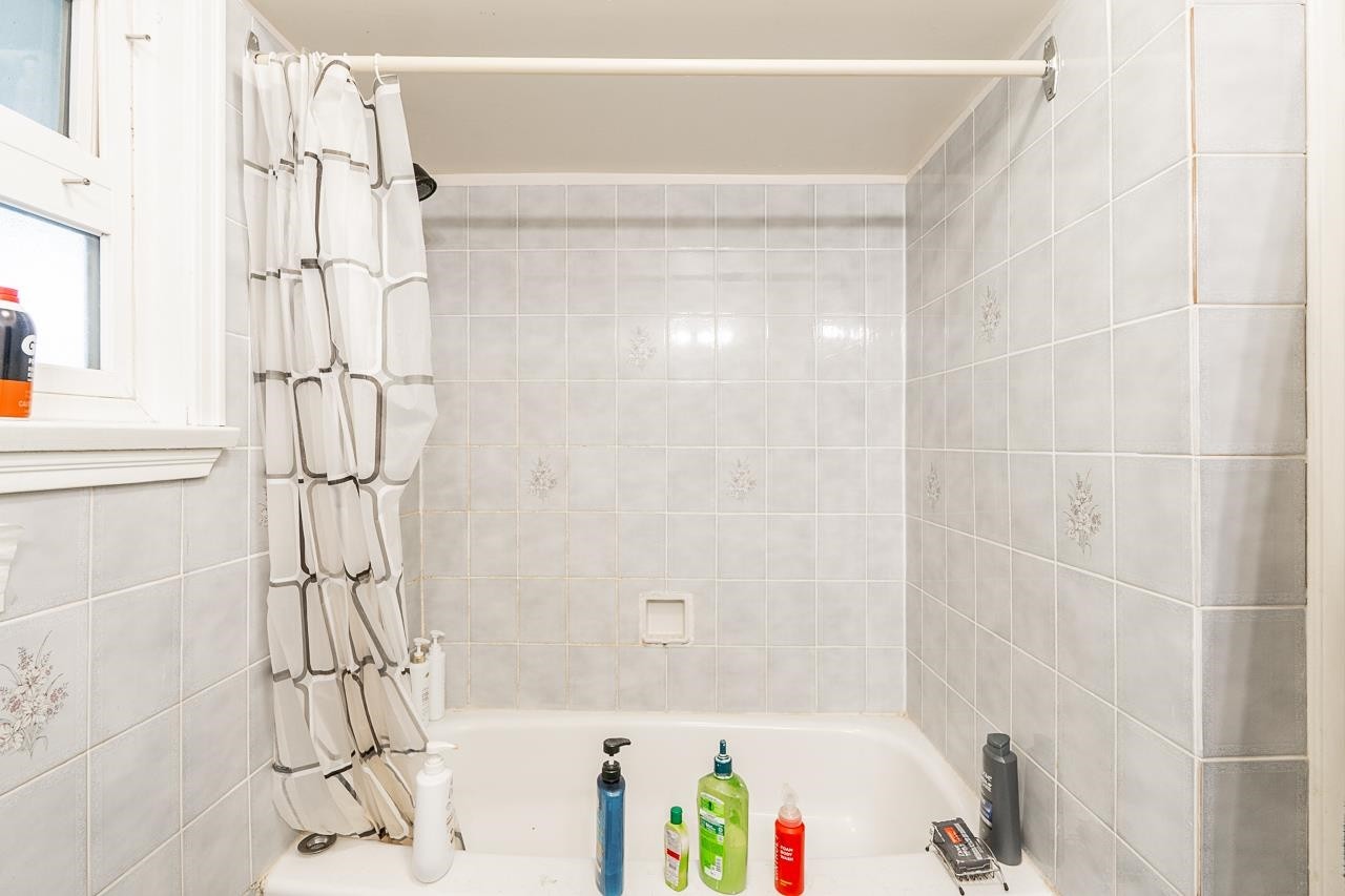 3163 Rupert Street, Vancouver, BC