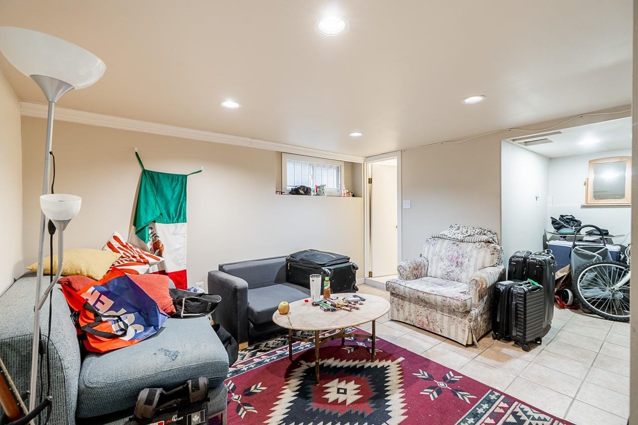 3163 Rupert Street, Vancouver, BC