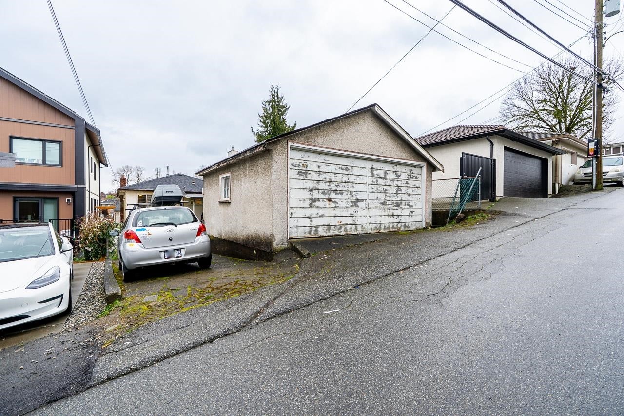 3163 Rupert Street, Vancouver, BC