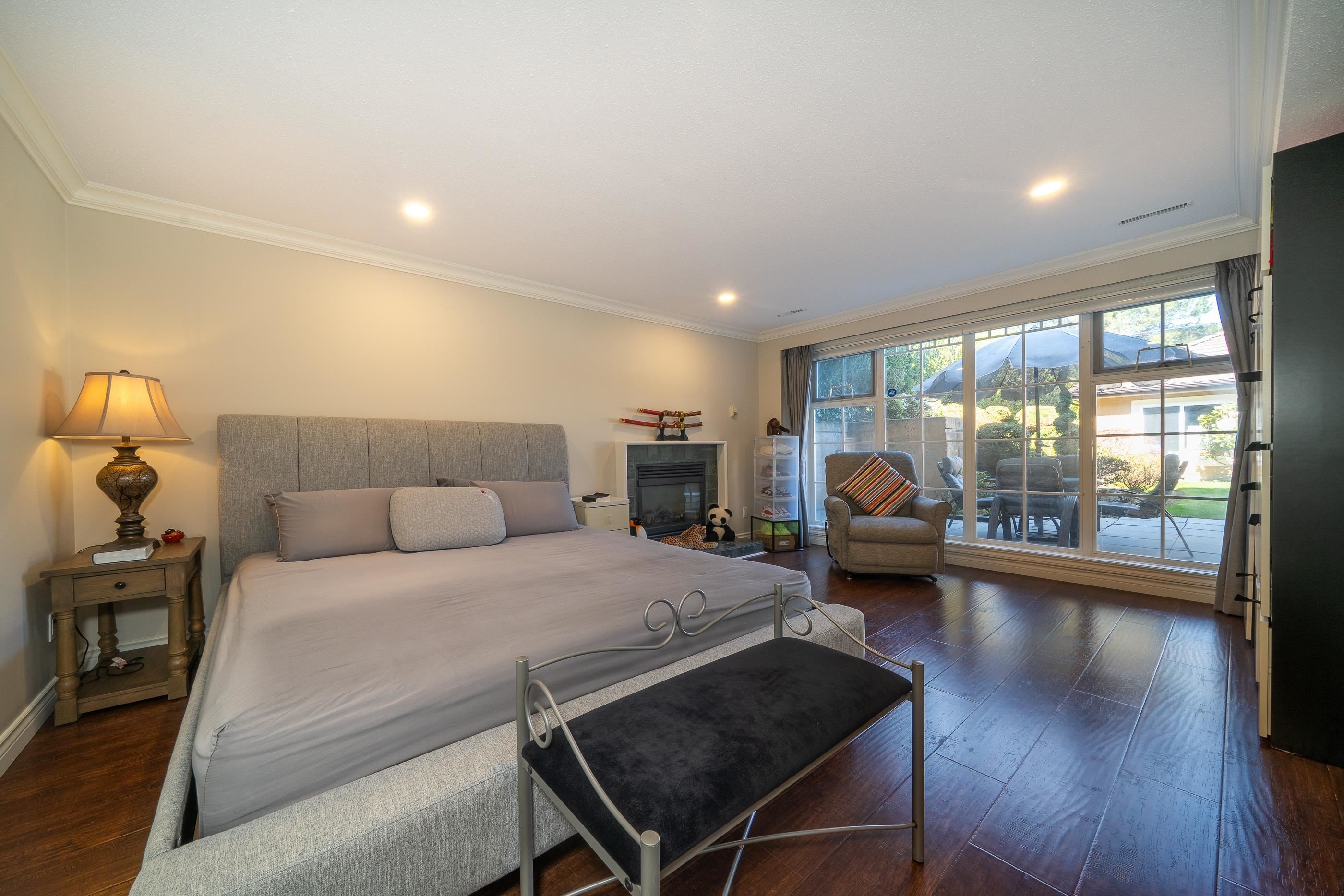 4049 27Th Avenue W, Vancouver, BC