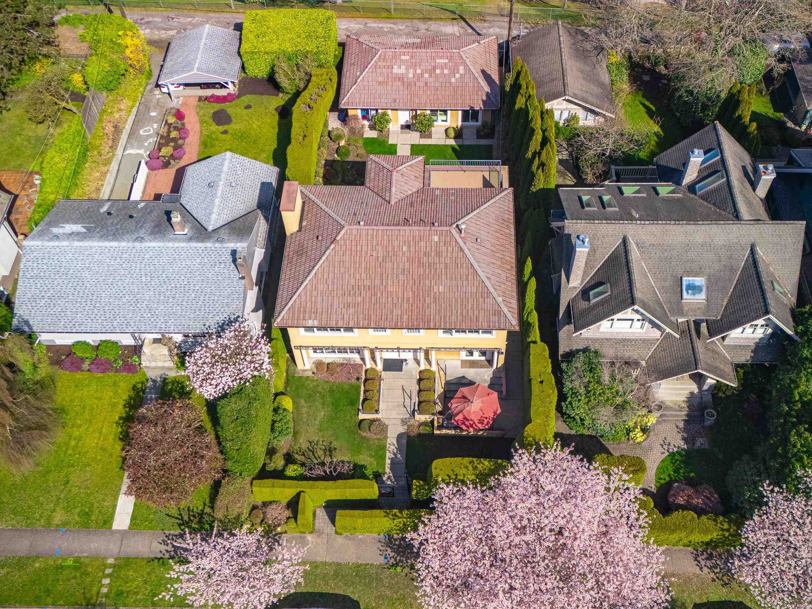 4049 27Th Avenue W, Vancouver, BC