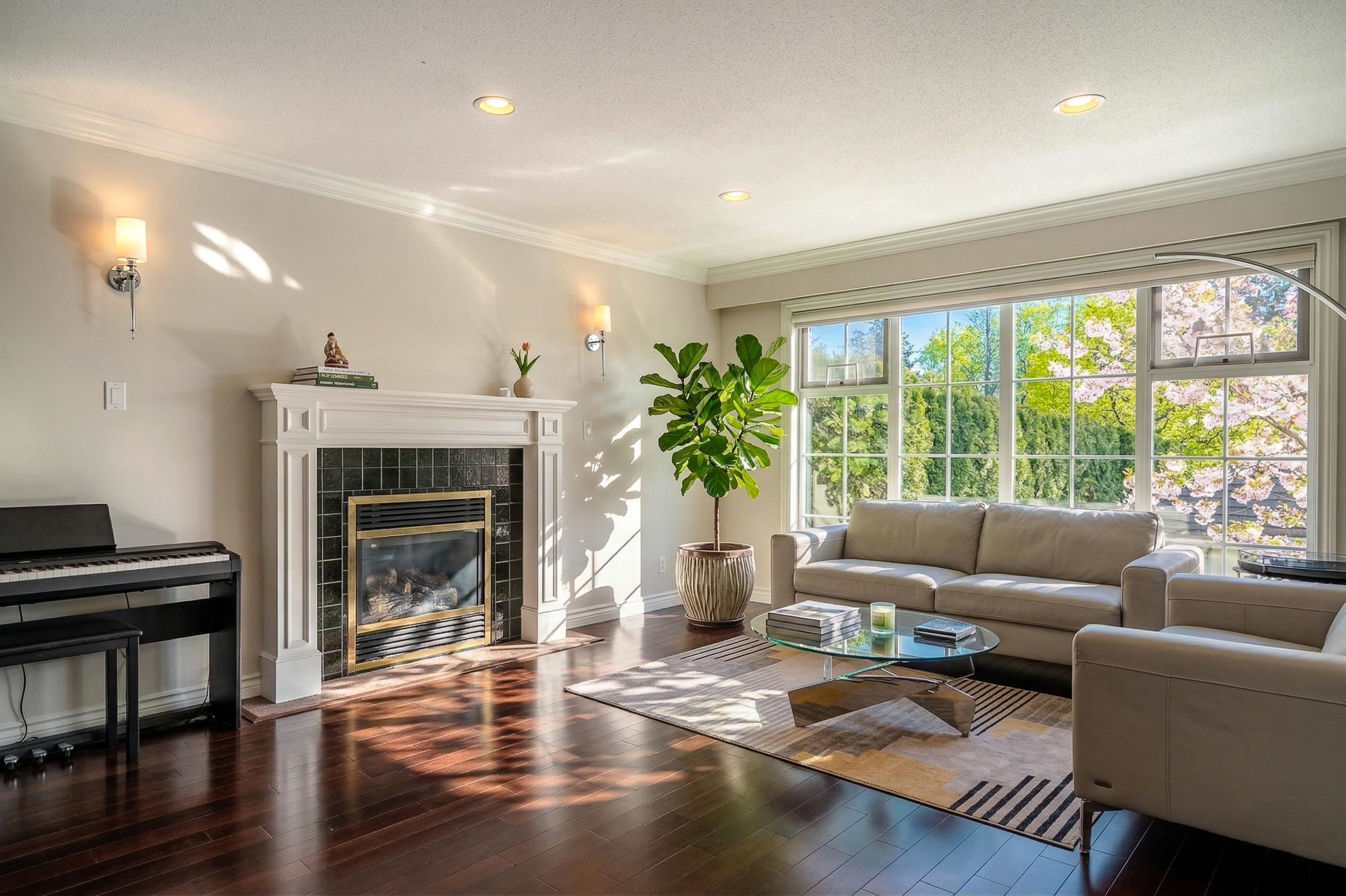 4049 27Th Avenue W, Vancouver, BC