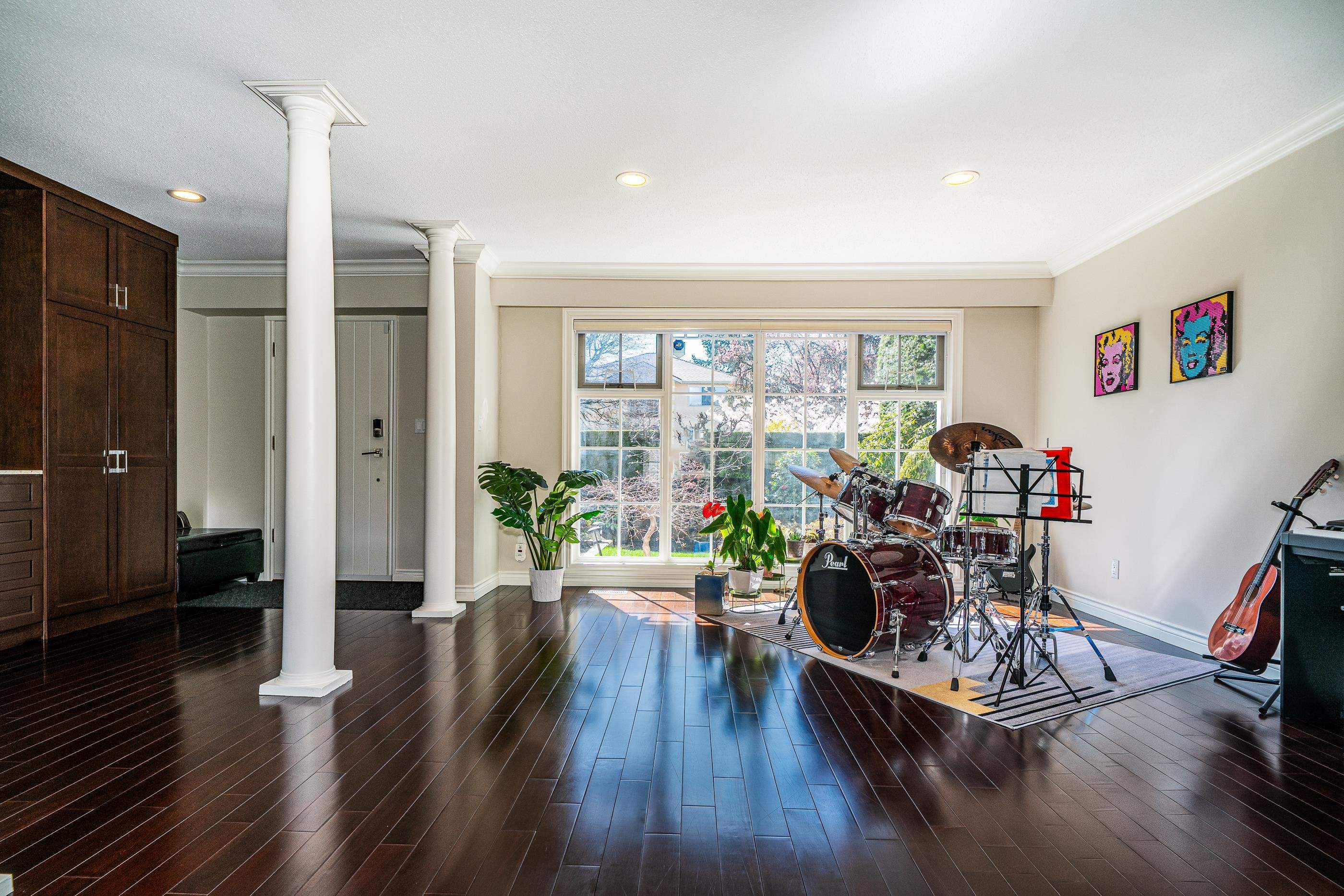 4049 27Th Avenue W, Vancouver, BC