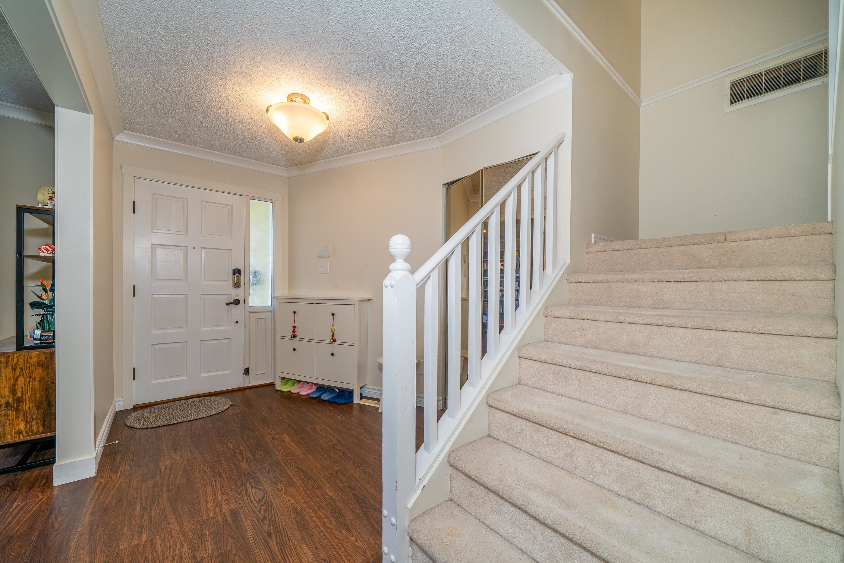 9288 Romaniuk Drive, Richmond, BC