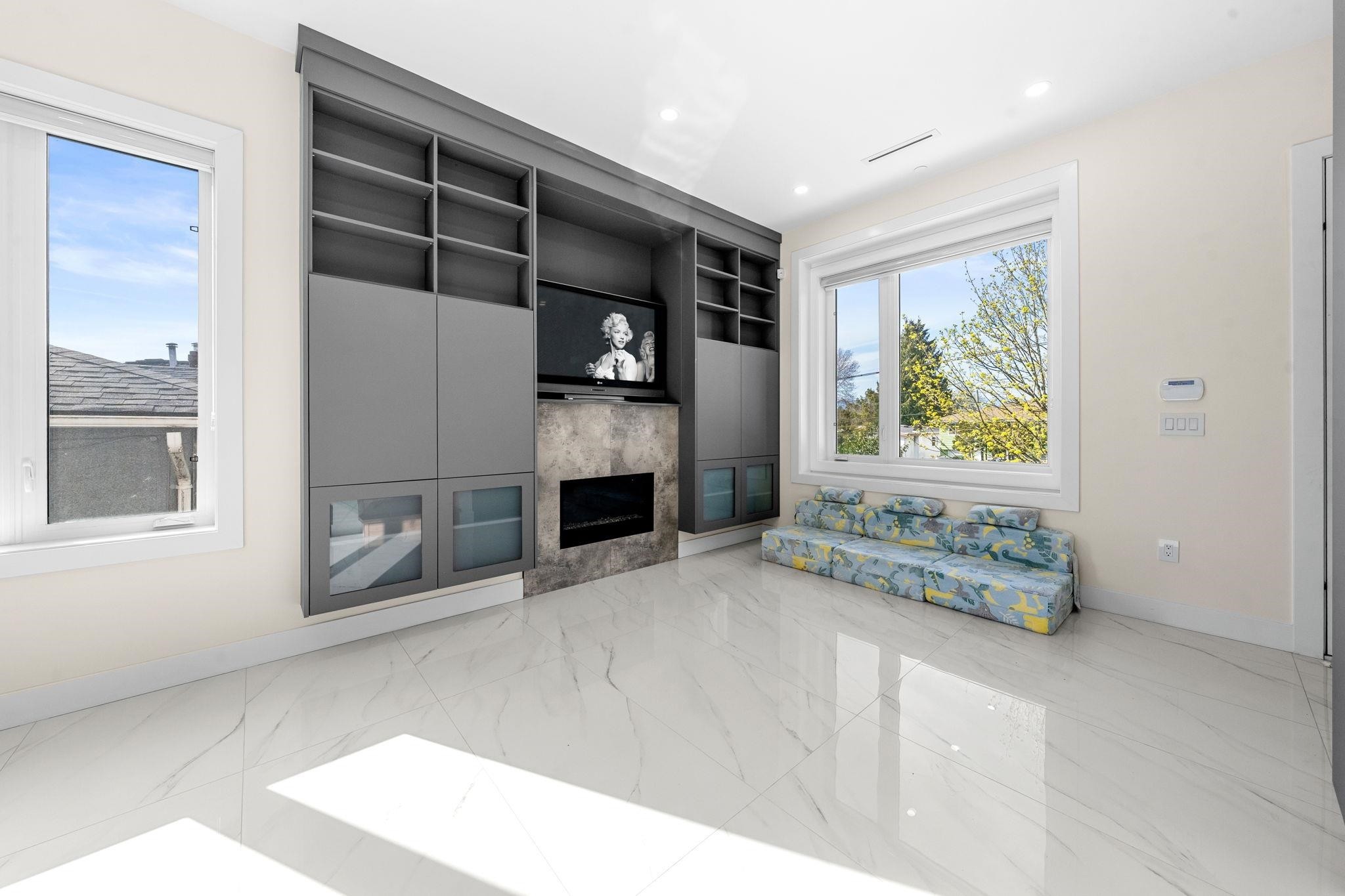 1548 41St Avenue E, Vancouver, BC