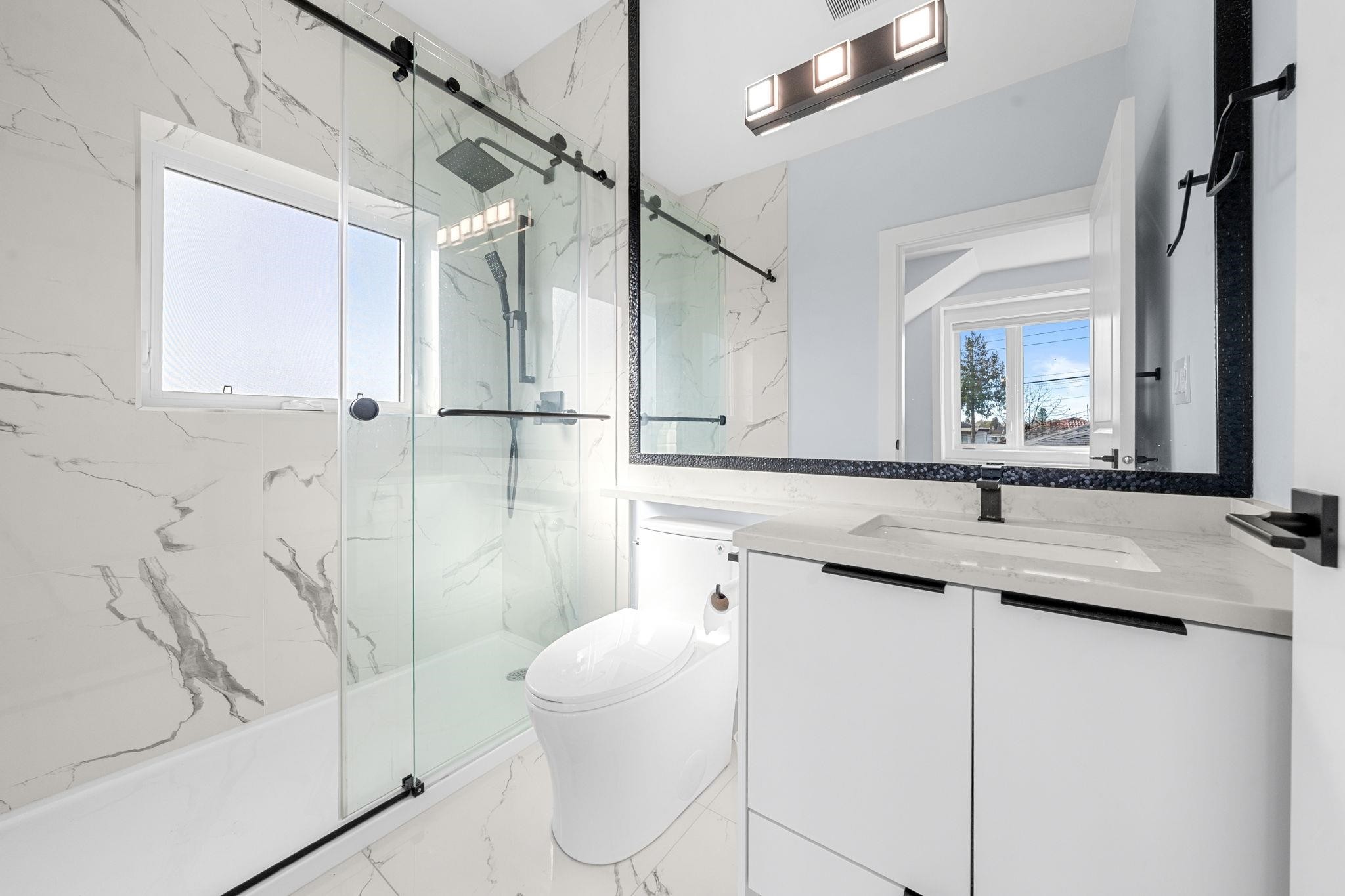 1548 41St Avenue E, Vancouver, BC