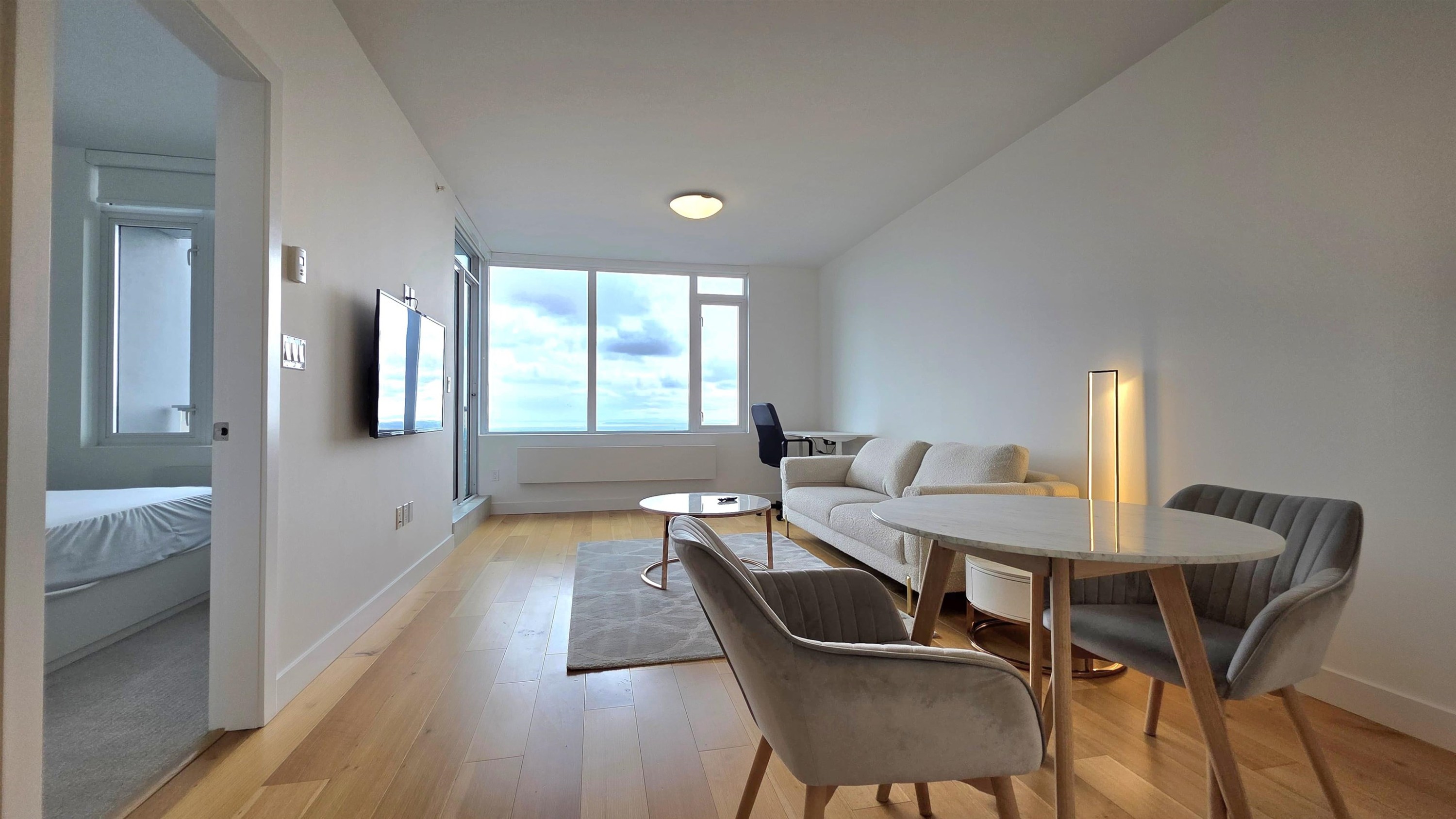 1505-9393 Tower Road, Burnaby, BC