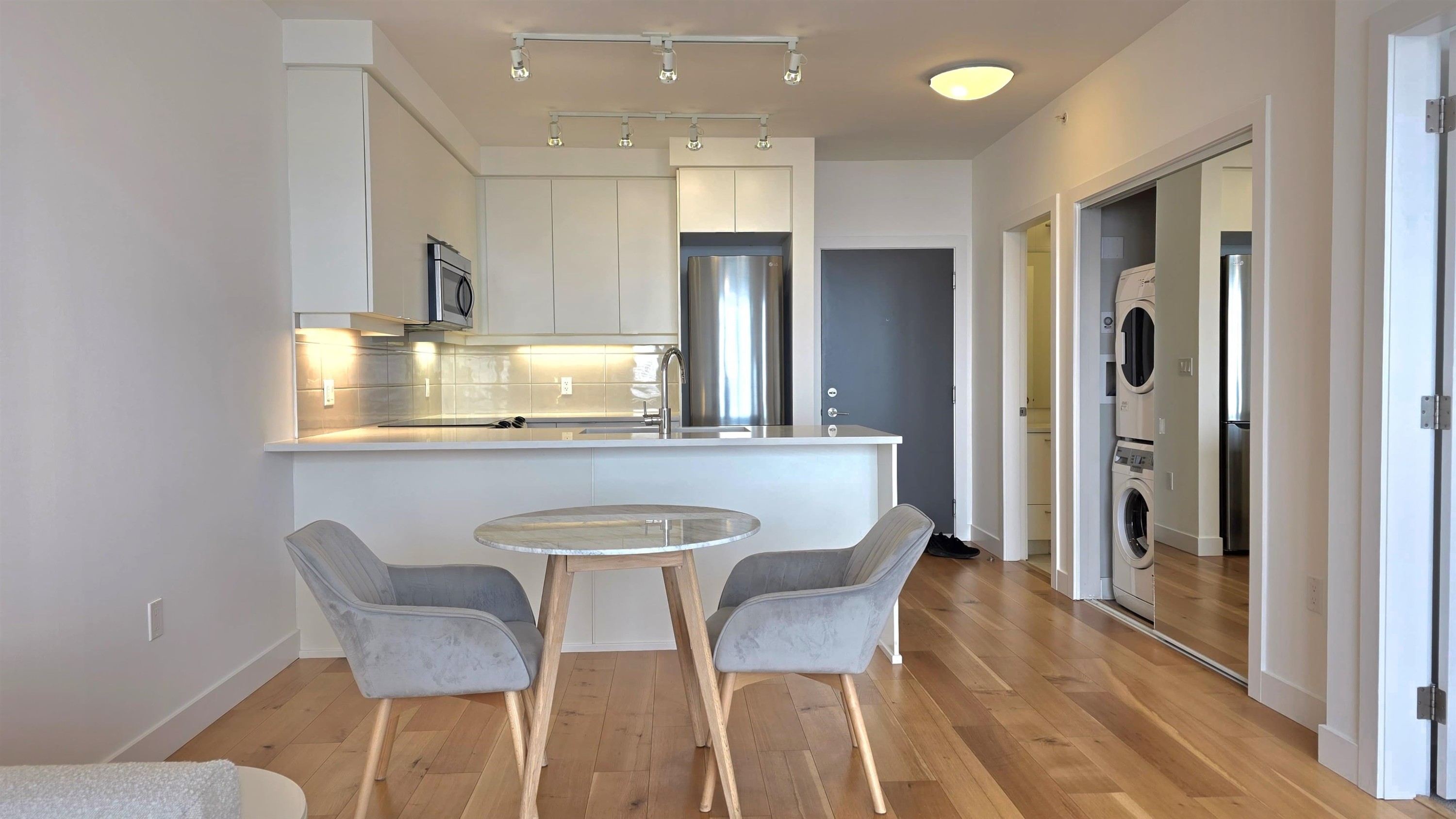 1505-9393 Tower Road, Burnaby, BC