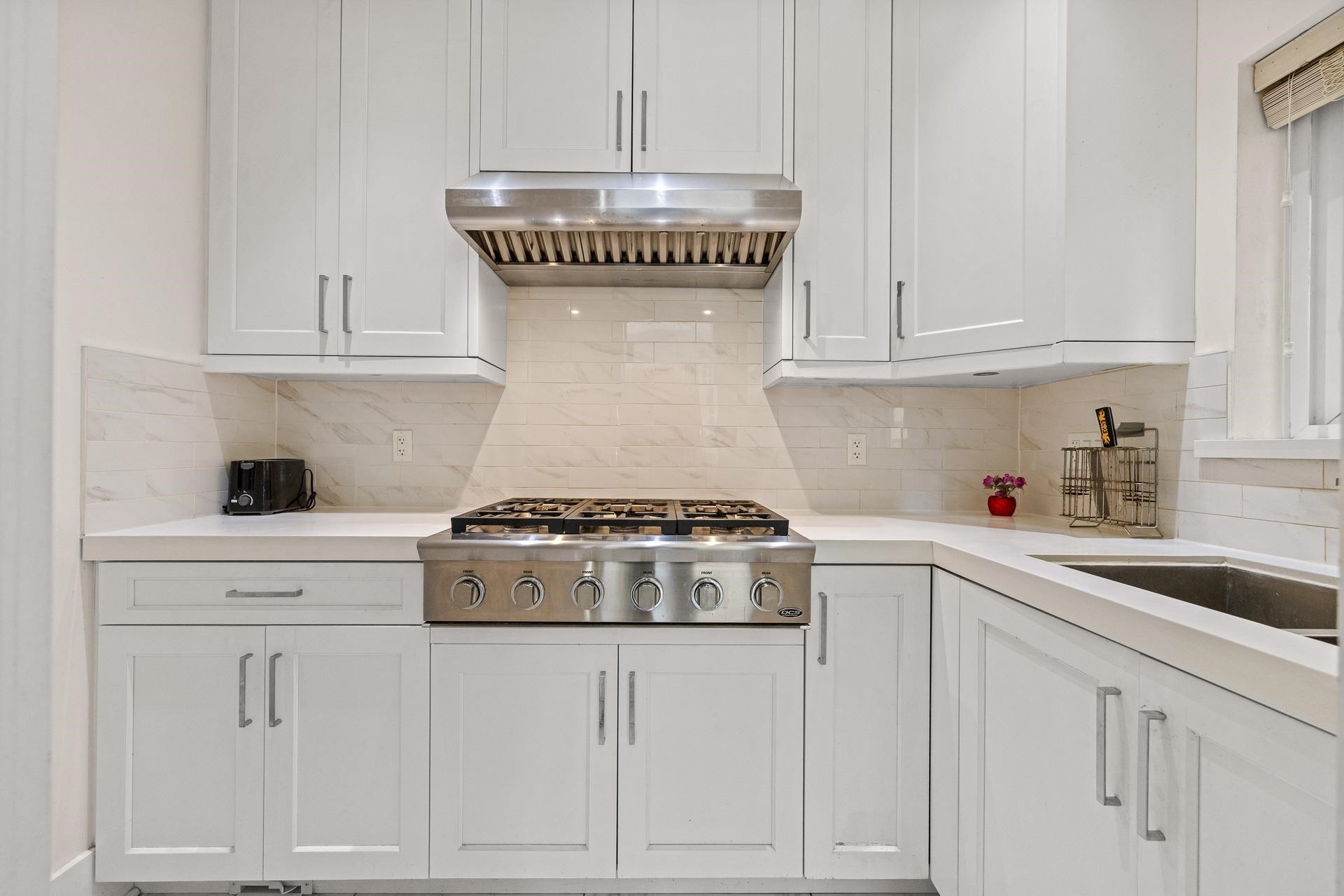 3906 Lockhart Road, Richmond, BC