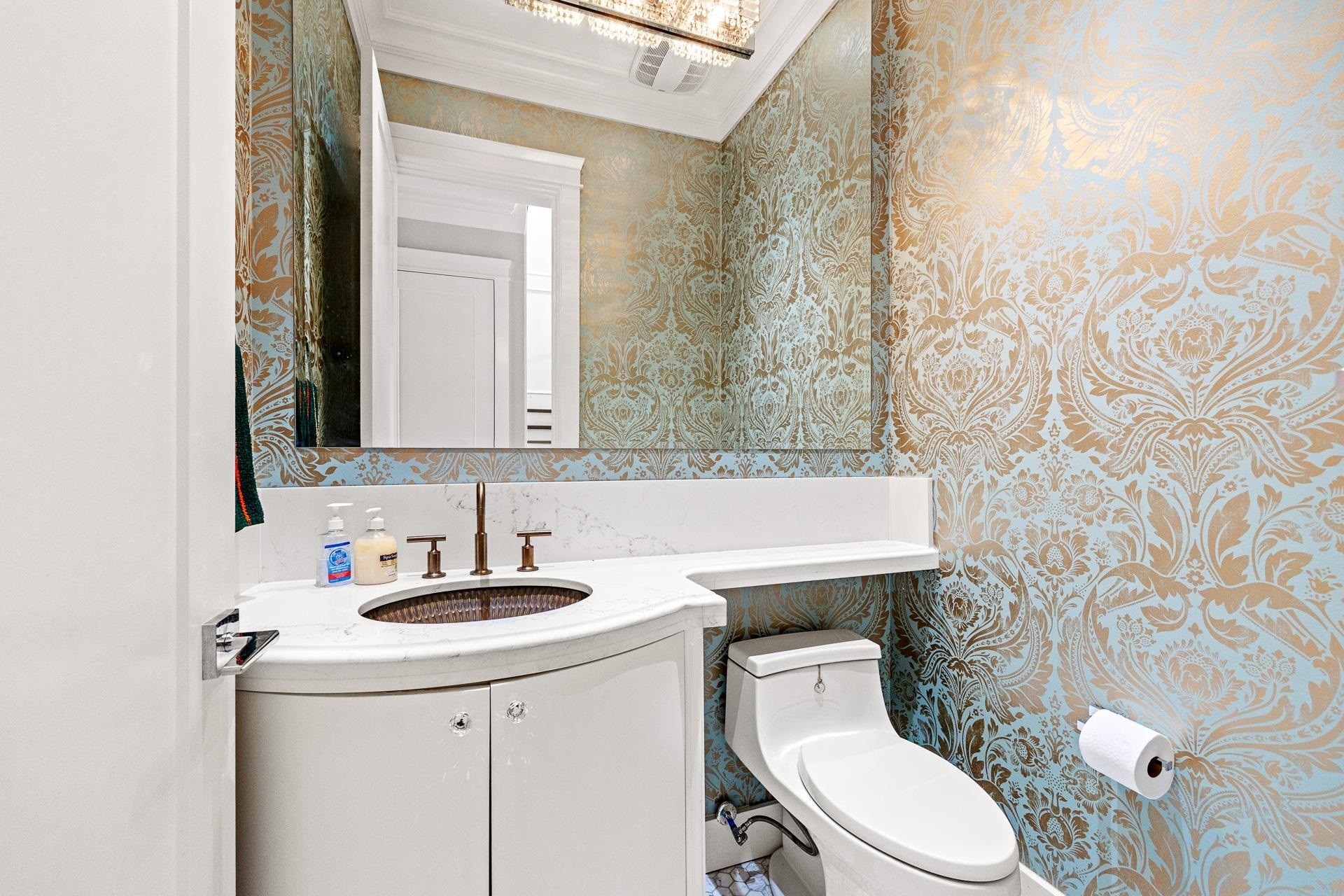 3906 Lockhart Road, Richmond, BC