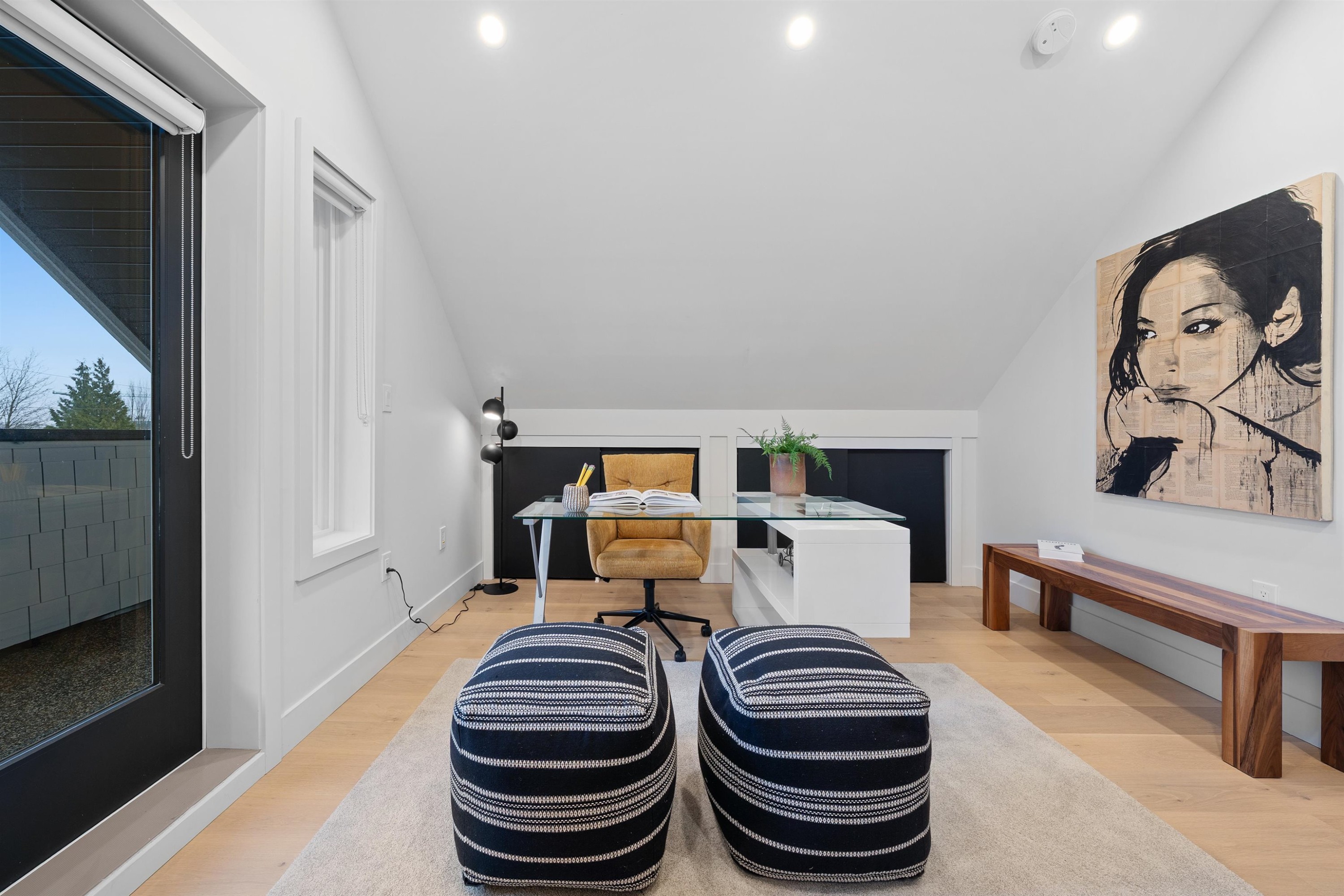 919 10Th Avenue E, Vancouver, BC