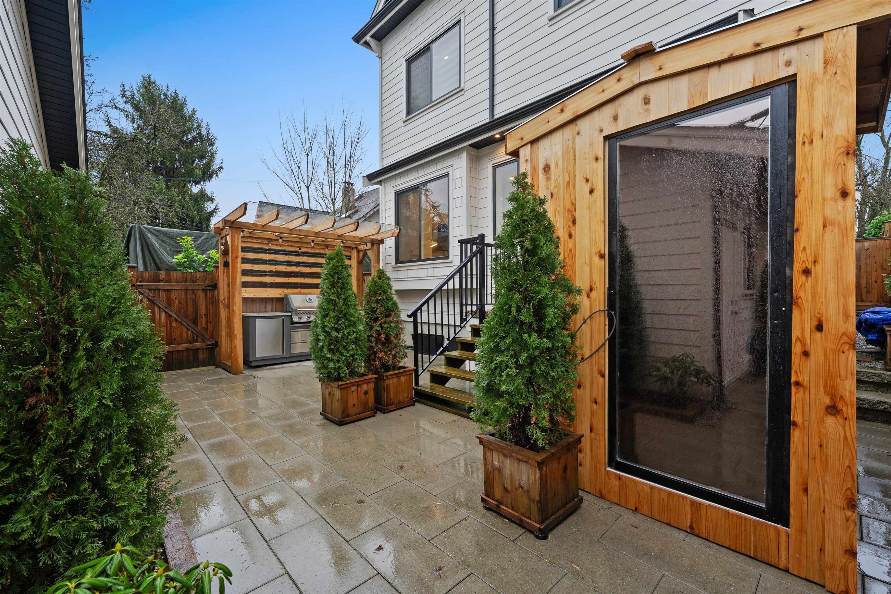 919 10Th Avenue E, Vancouver, BC