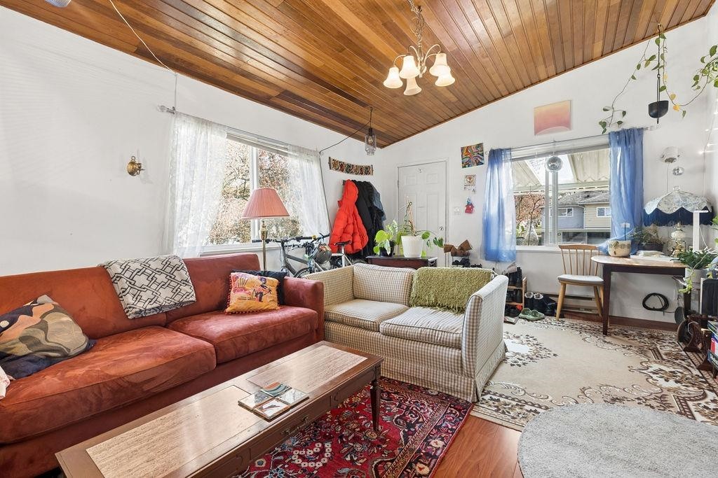 3708 Dumfries Street, Vancouver, BC