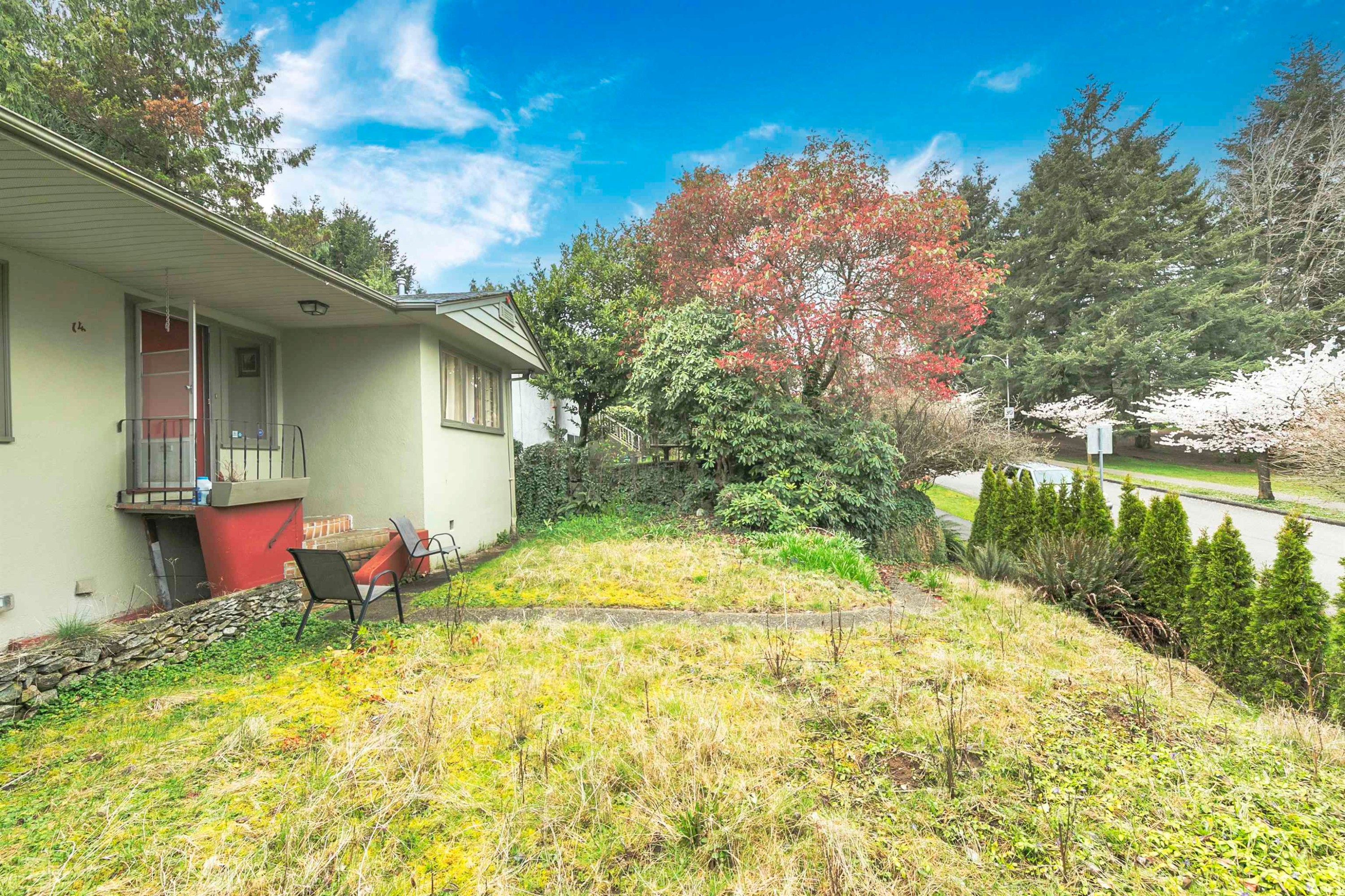 14 37Th Avenue W, Vancouver, BC