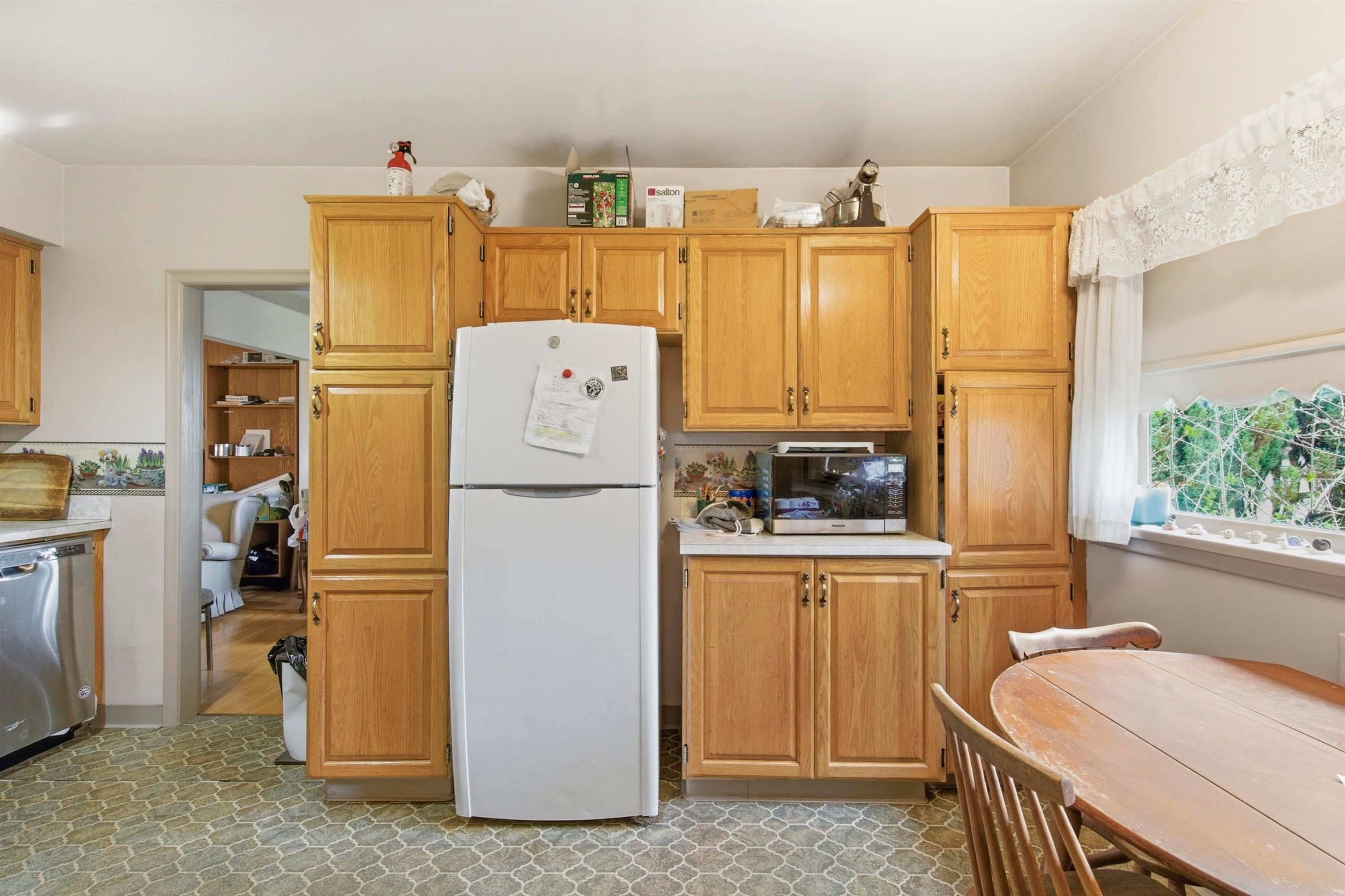 14 37Th Avenue W, Vancouver, BC