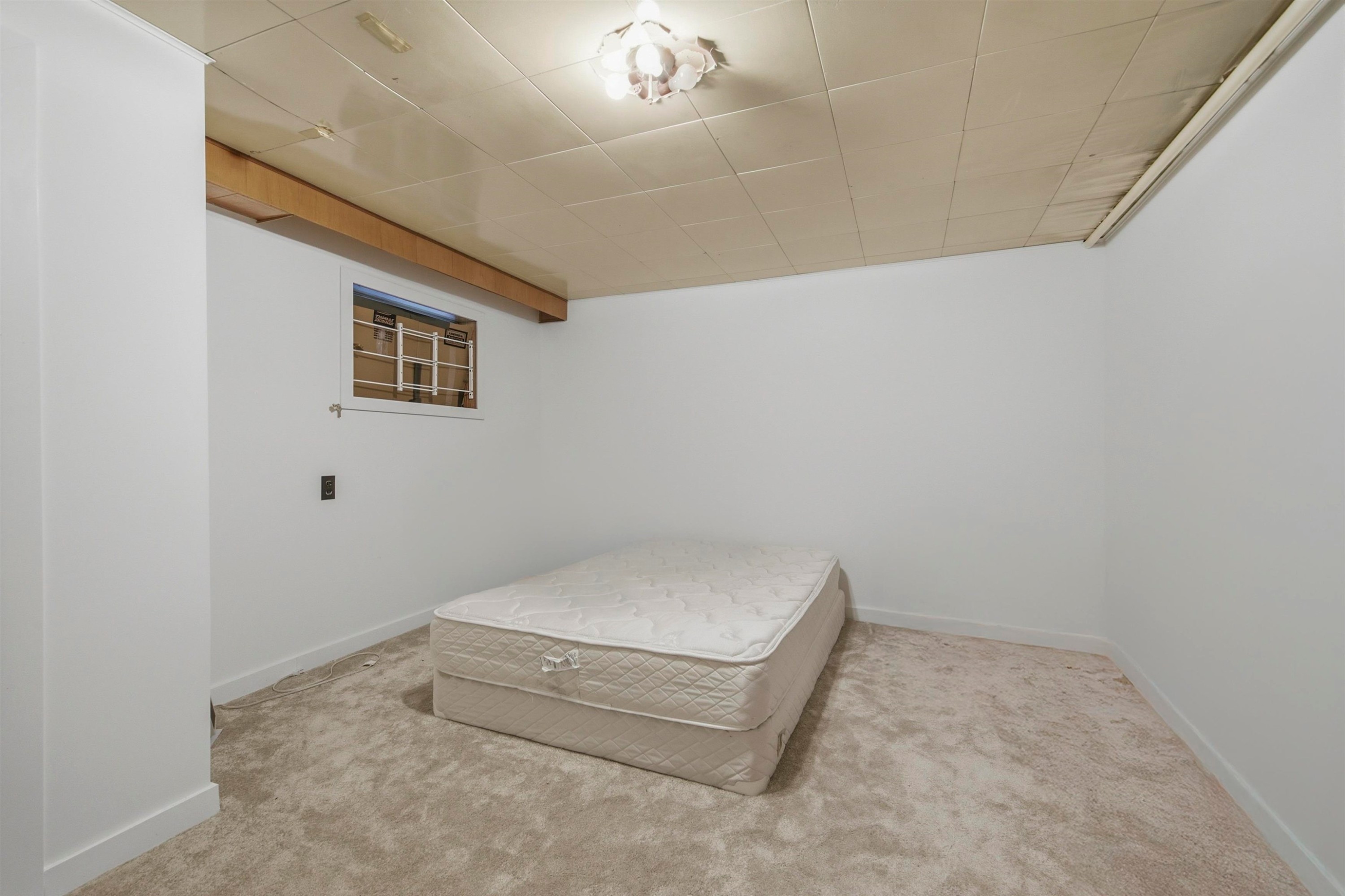 14 37Th Avenue W, Vancouver, BC