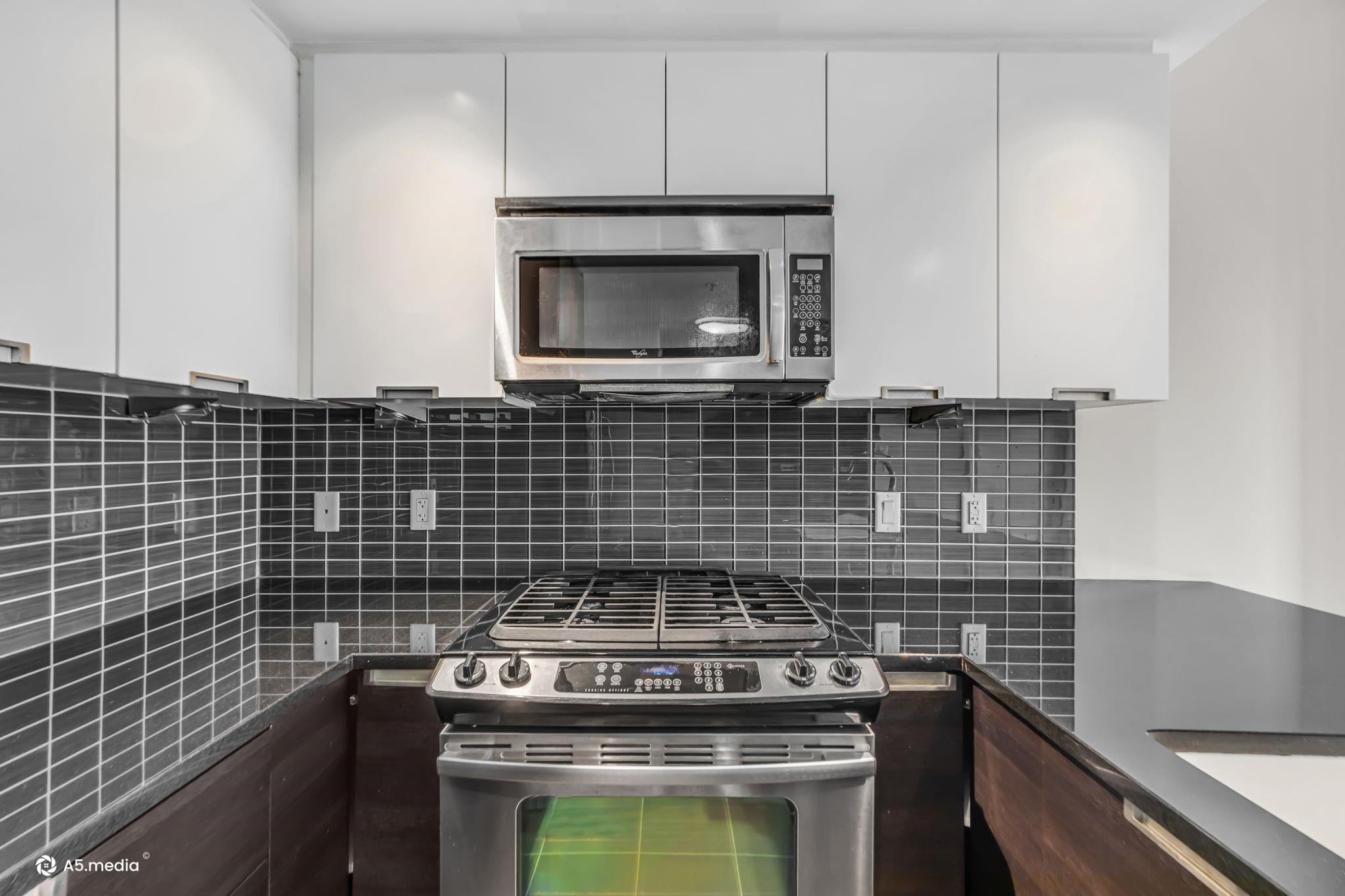 706-2968 Glen Drive, Coquitlam, BC
