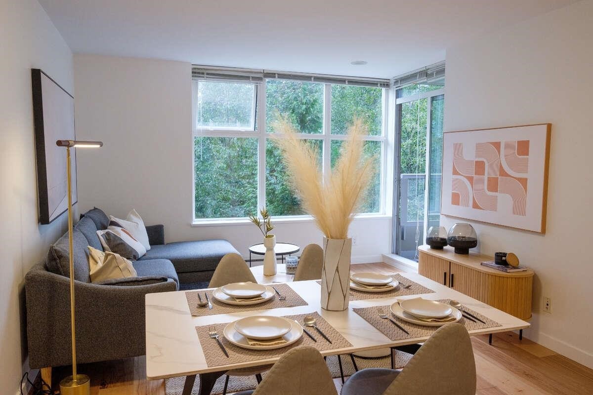 403-9232 University Crescent, Burnaby, BC