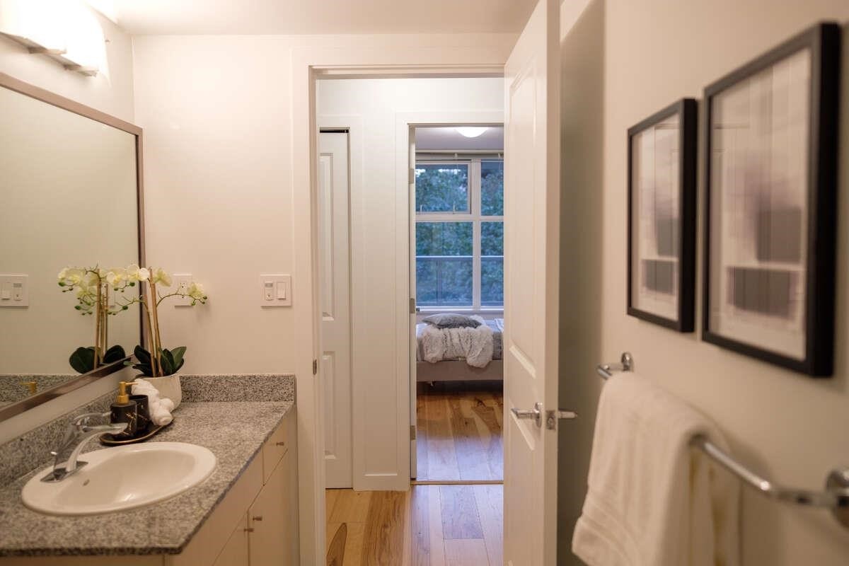 403-9232 University Crescent, Burnaby, BC