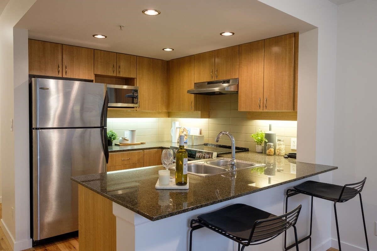 403-9232 University Crescent, Burnaby, BC