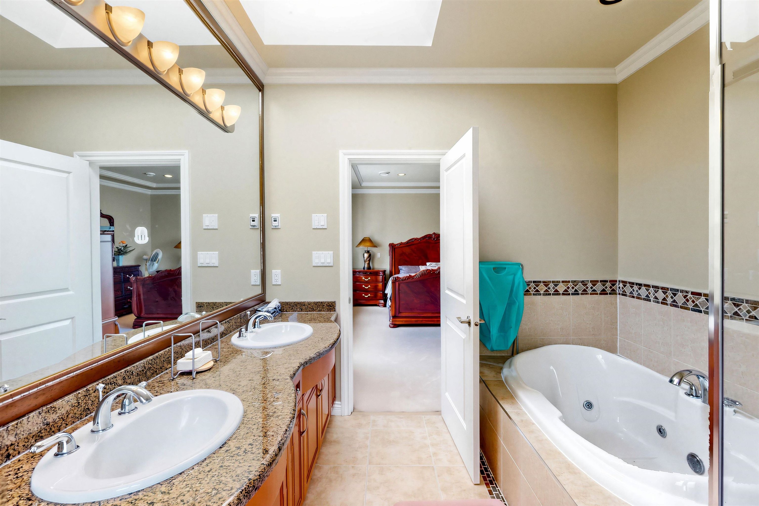 9140 Pinewell Crescent, Richmond, BC