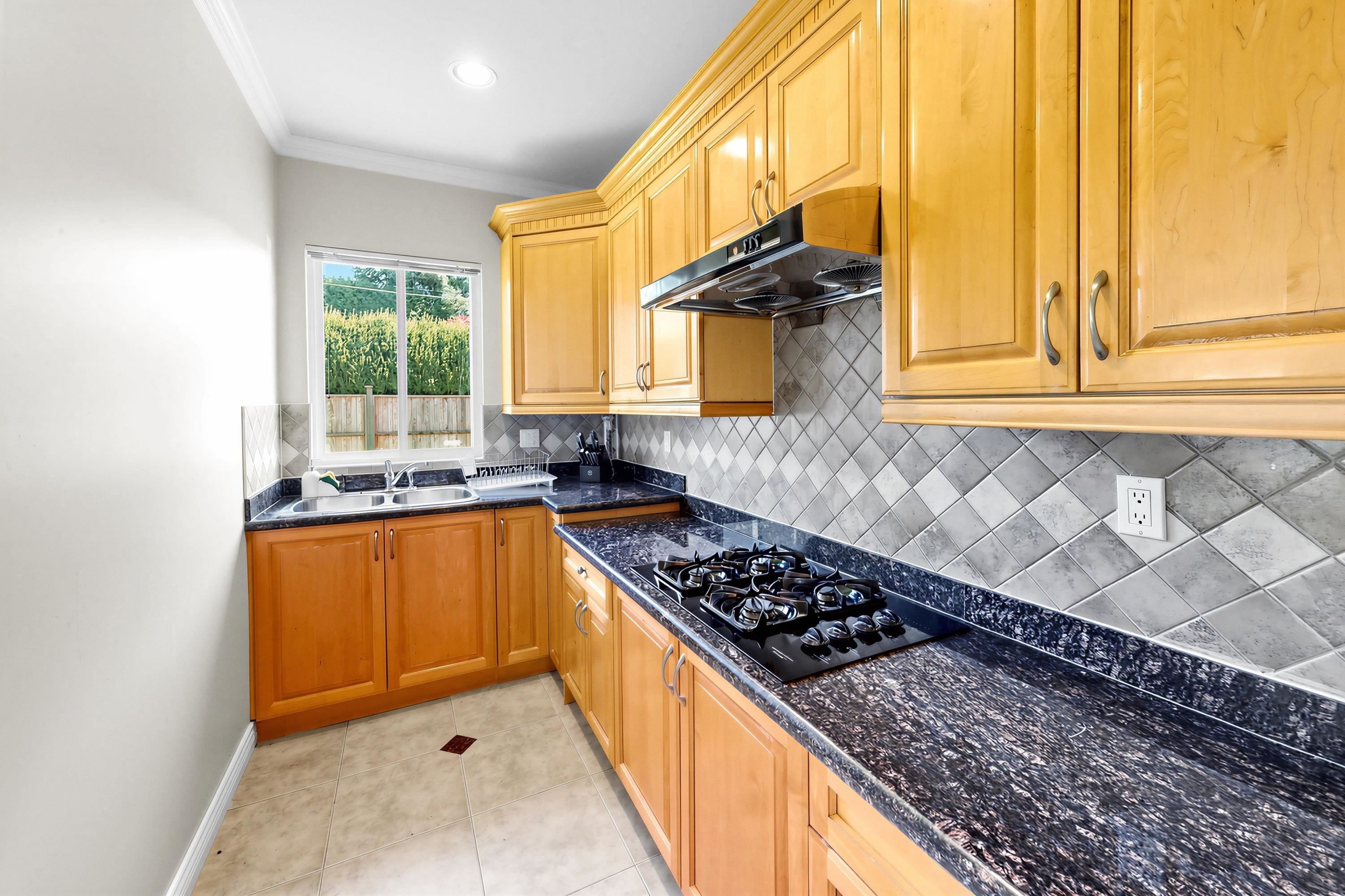 9140 Pinewell Crescent, Richmond, BC