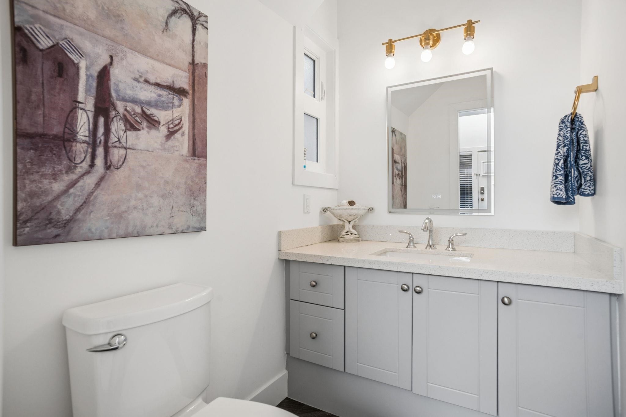 3537 5Th Avenue W, Vancouver, BC