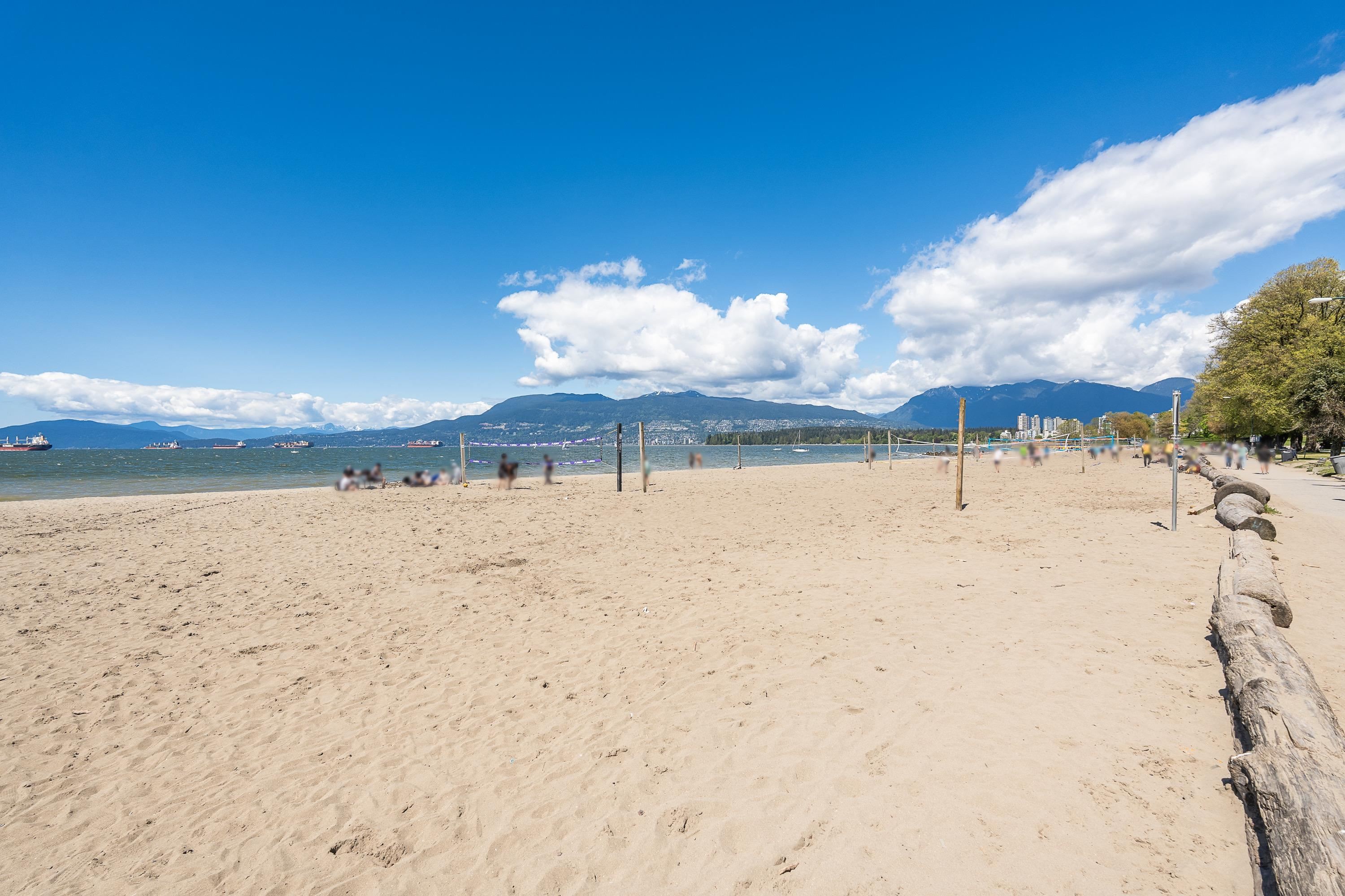 3537 5Th Avenue W, Vancouver, BC