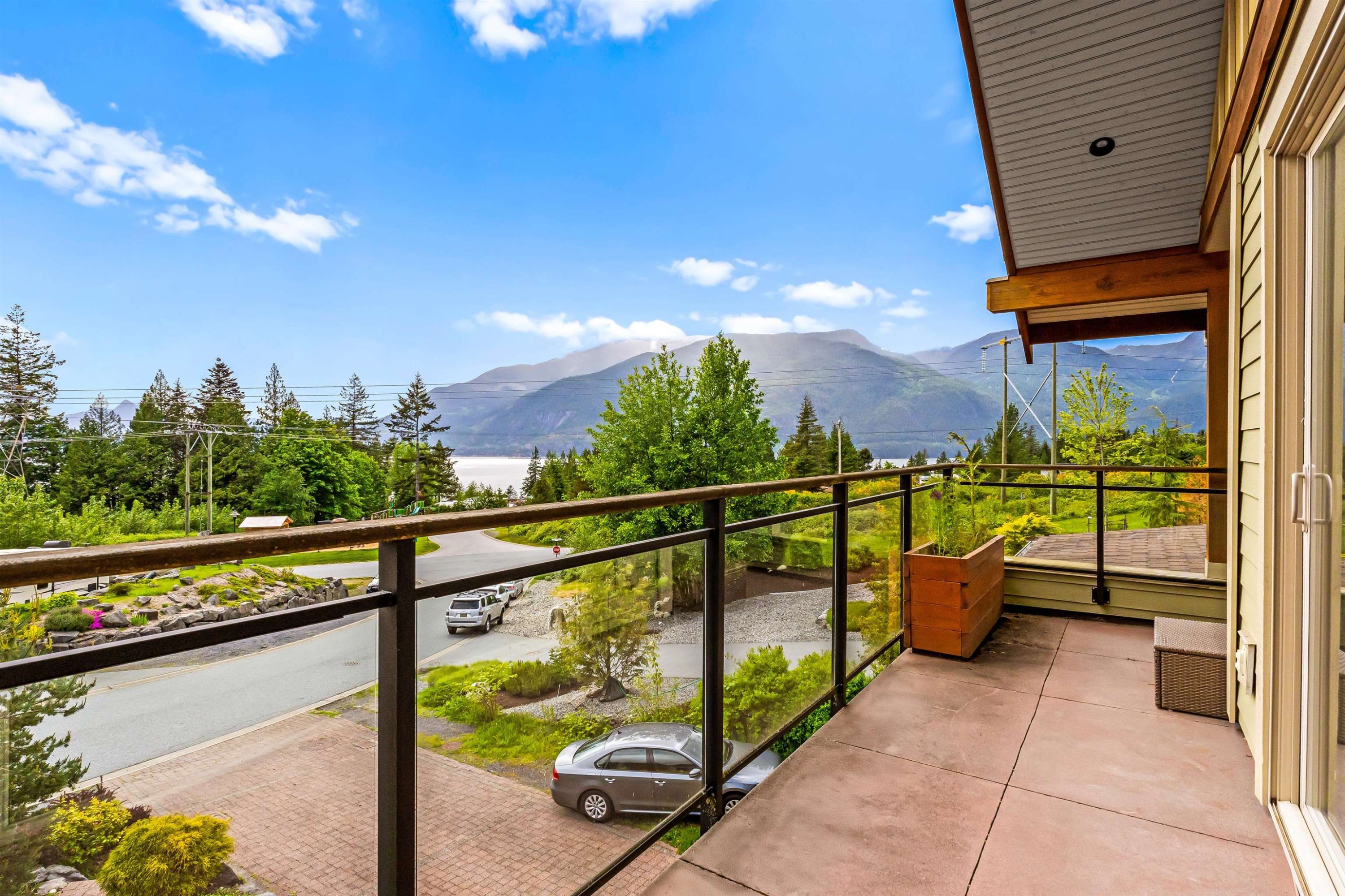 915 Thistle Place, Britannia Beach, BC