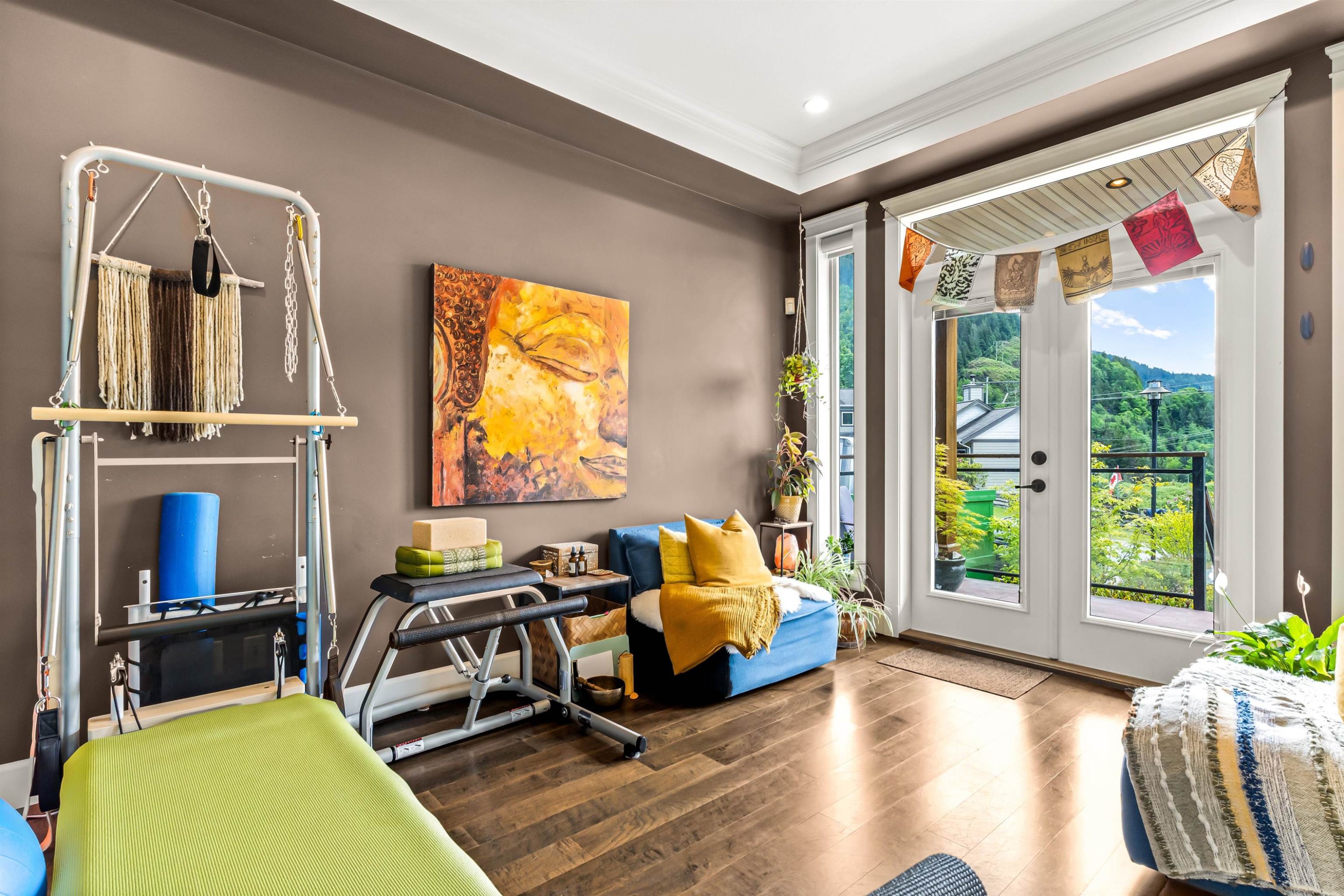 915 Thistle Place, Britannia Beach, BC