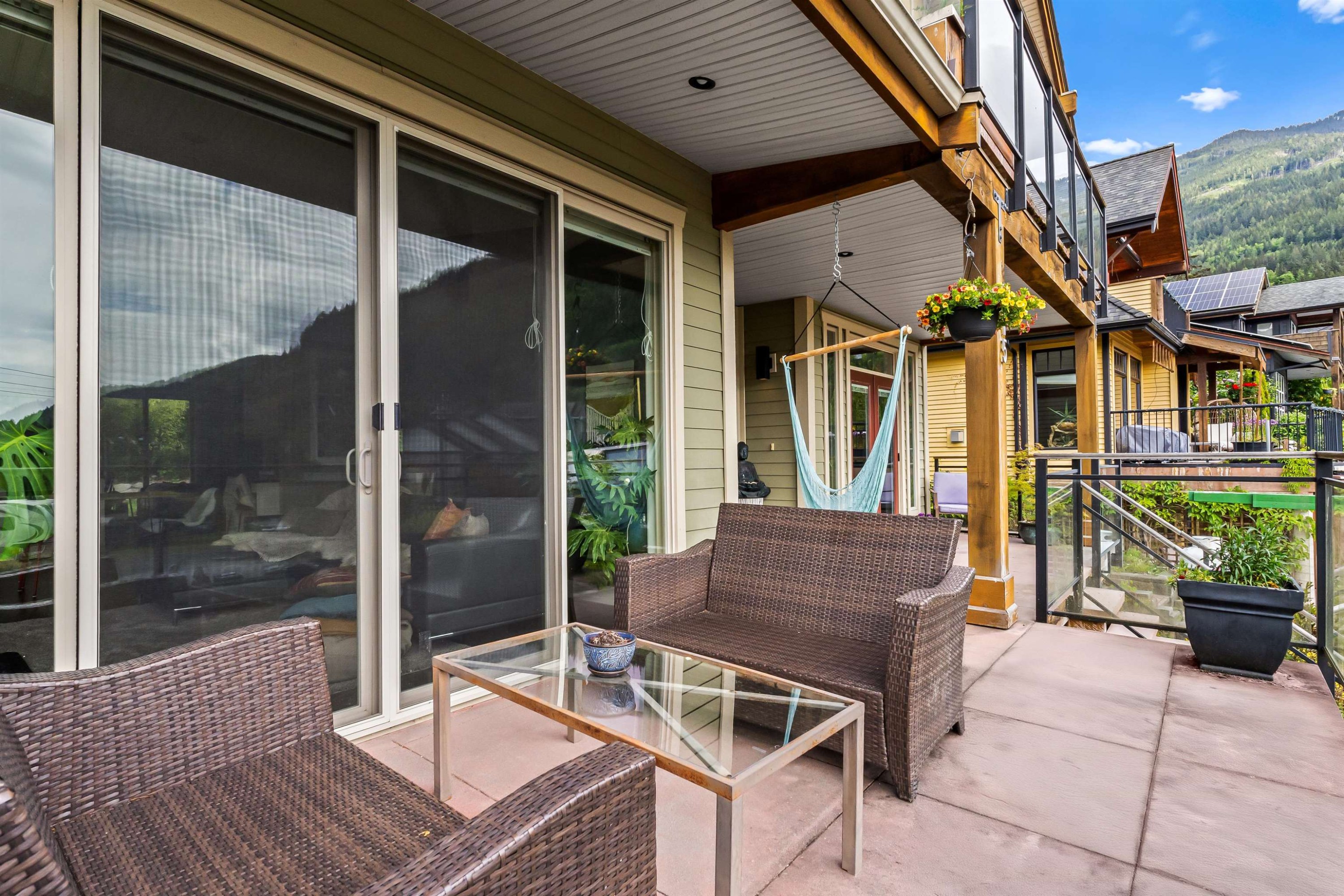 915 Thistle Place, Britannia Beach, BC
