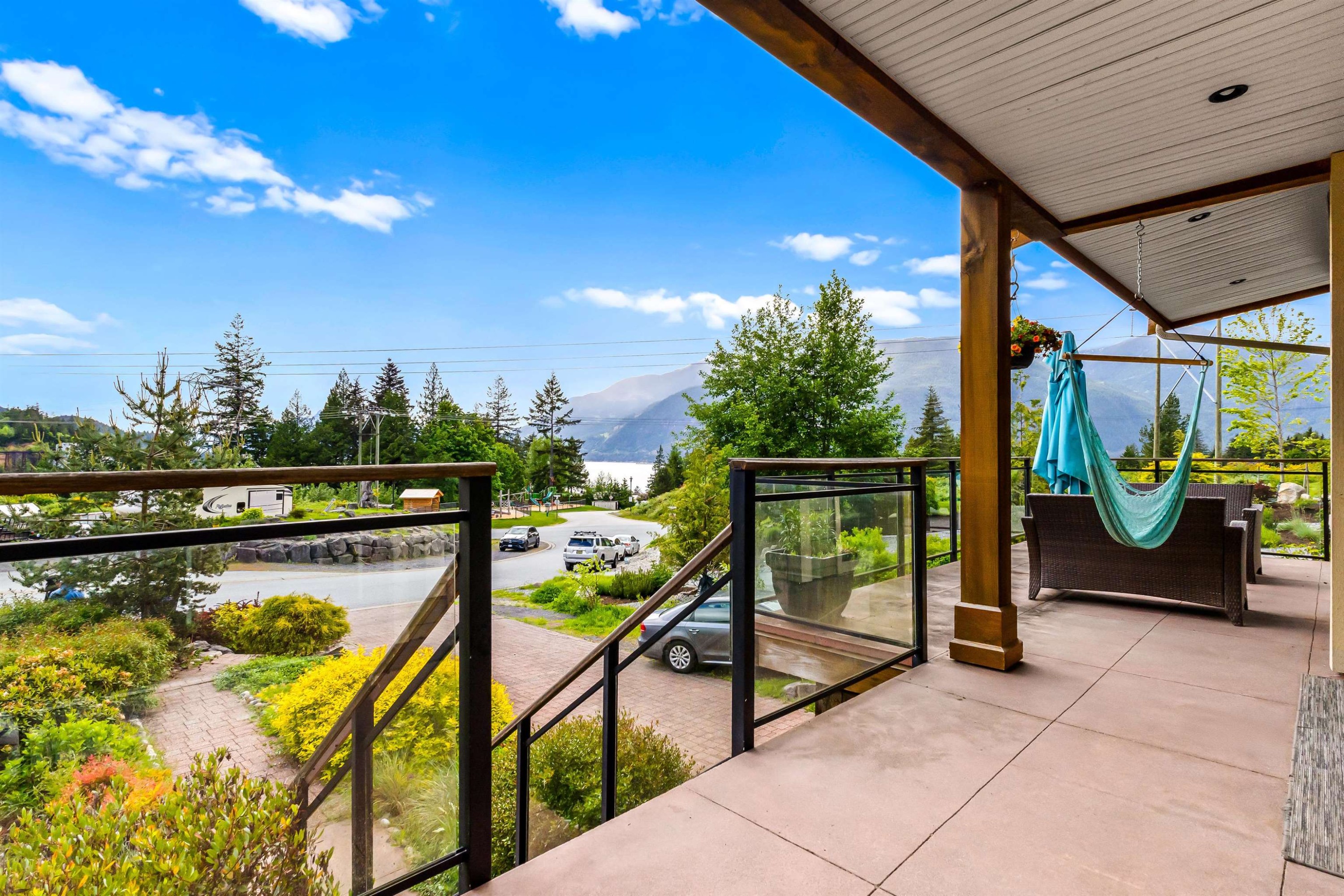 915 Thistle Place, Britannia Beach, BC