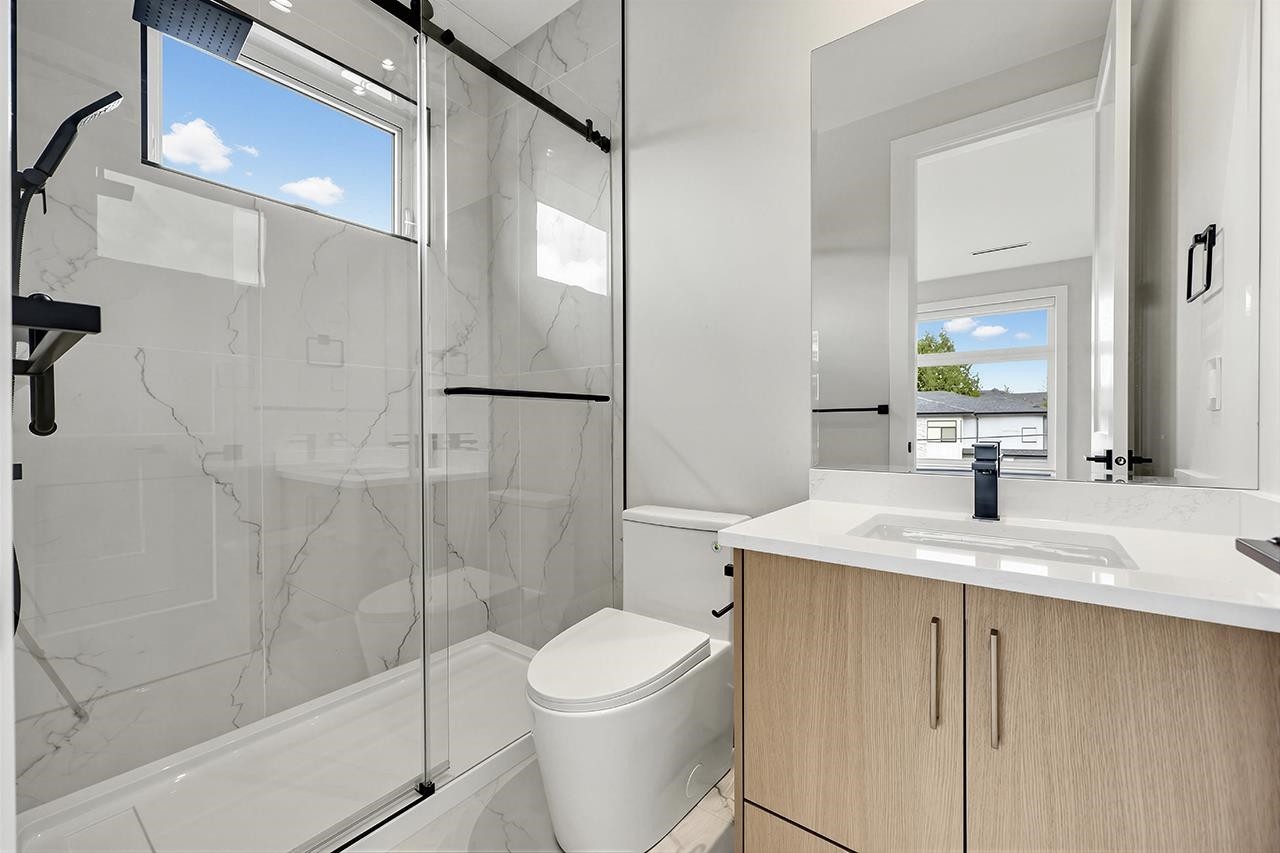 821 Prospect Street, Coquitlam, BC
