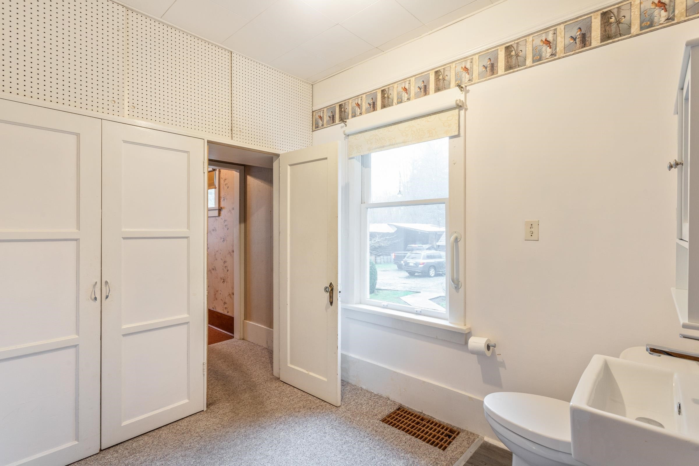 25117 Dewdney Trunk Road, Maple Ridge, BC