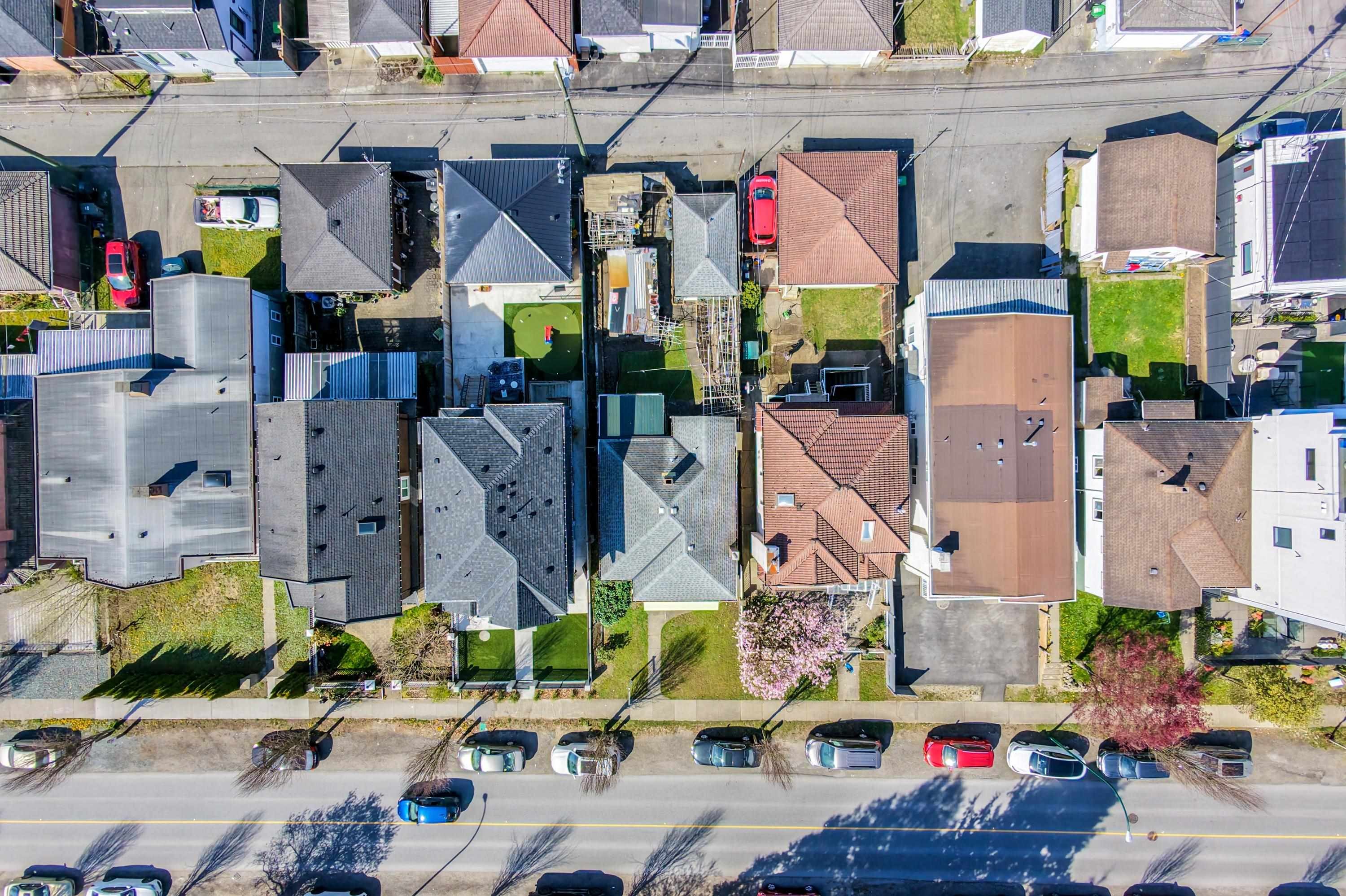 571 57Th Avenue E, Vancouver, BC